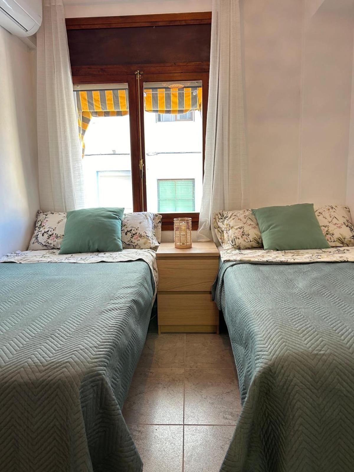 Sea View Apartment, First Line On The Beach, Remote Work
