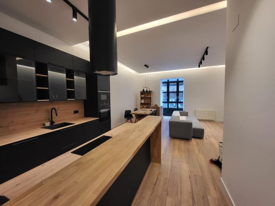 Moderno Centrico 8 Personas Bilbao