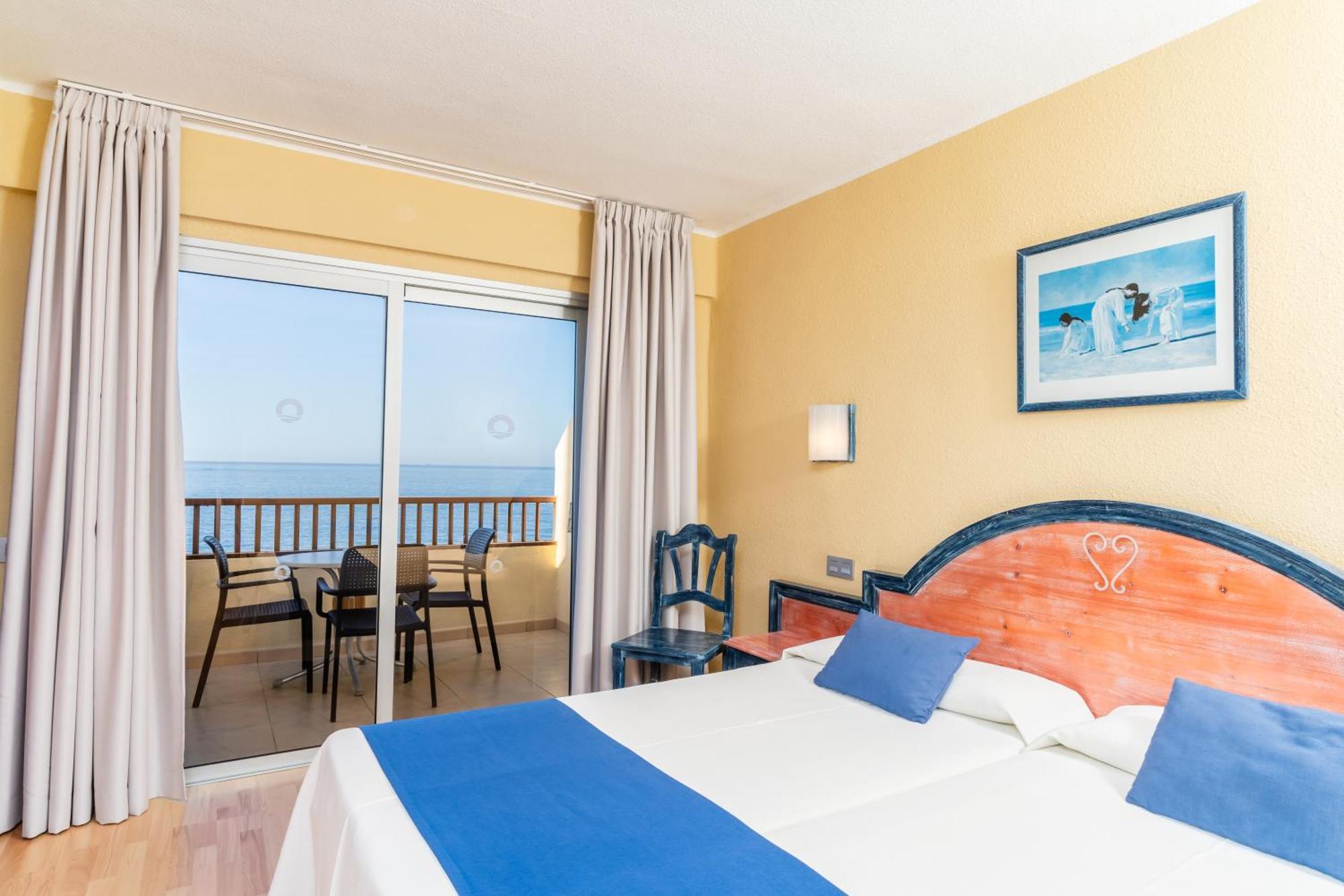 Hovima Jardin Caleta Hotel 3*