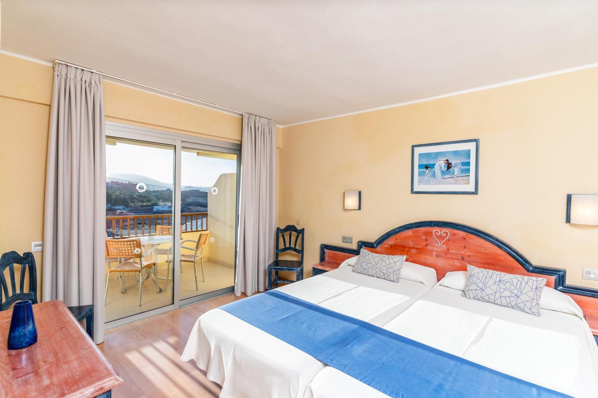 Hovima Jardin Caleta Hotel 3*