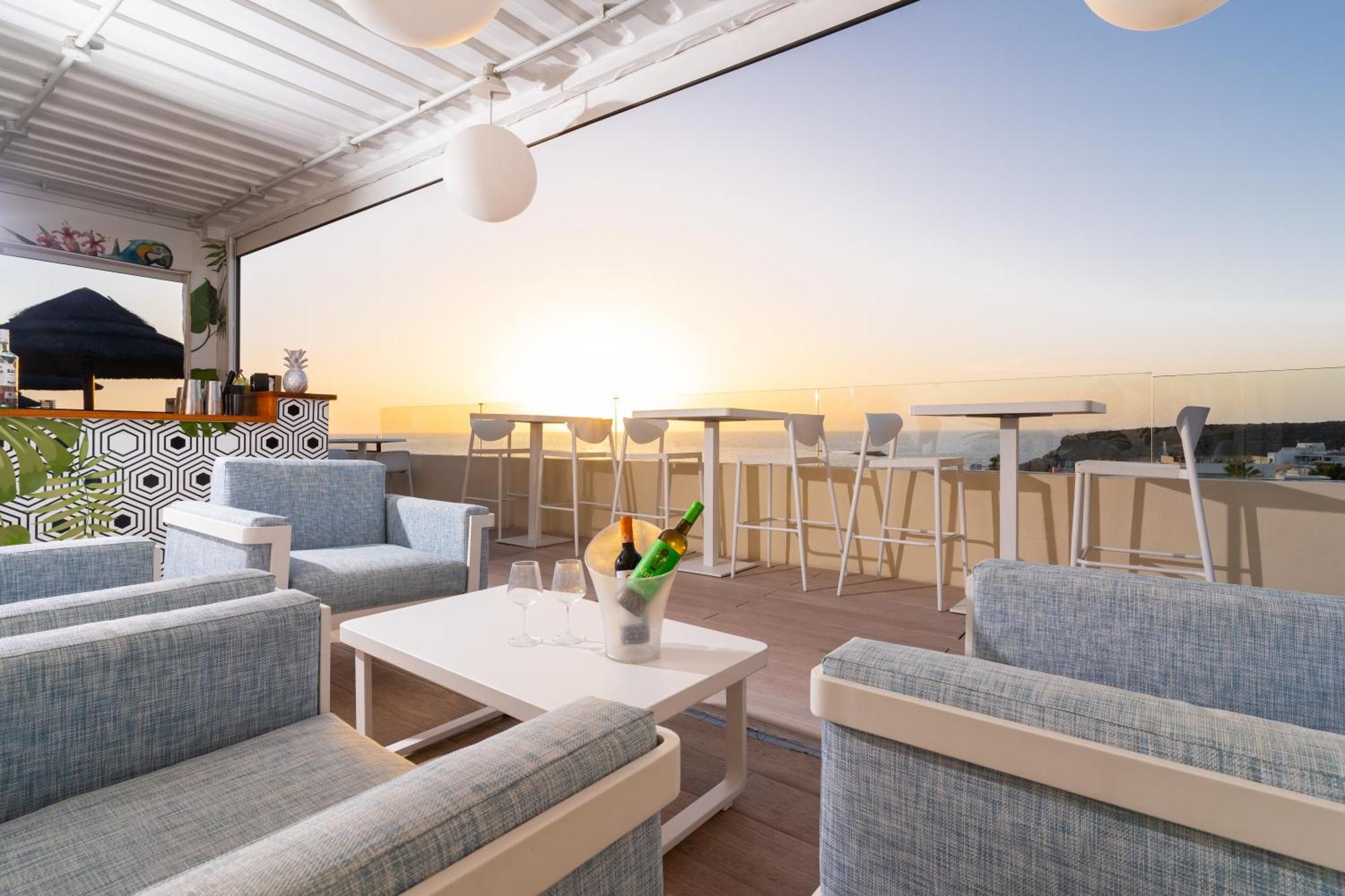 Hotel Hovima Jardin Caleta 3*