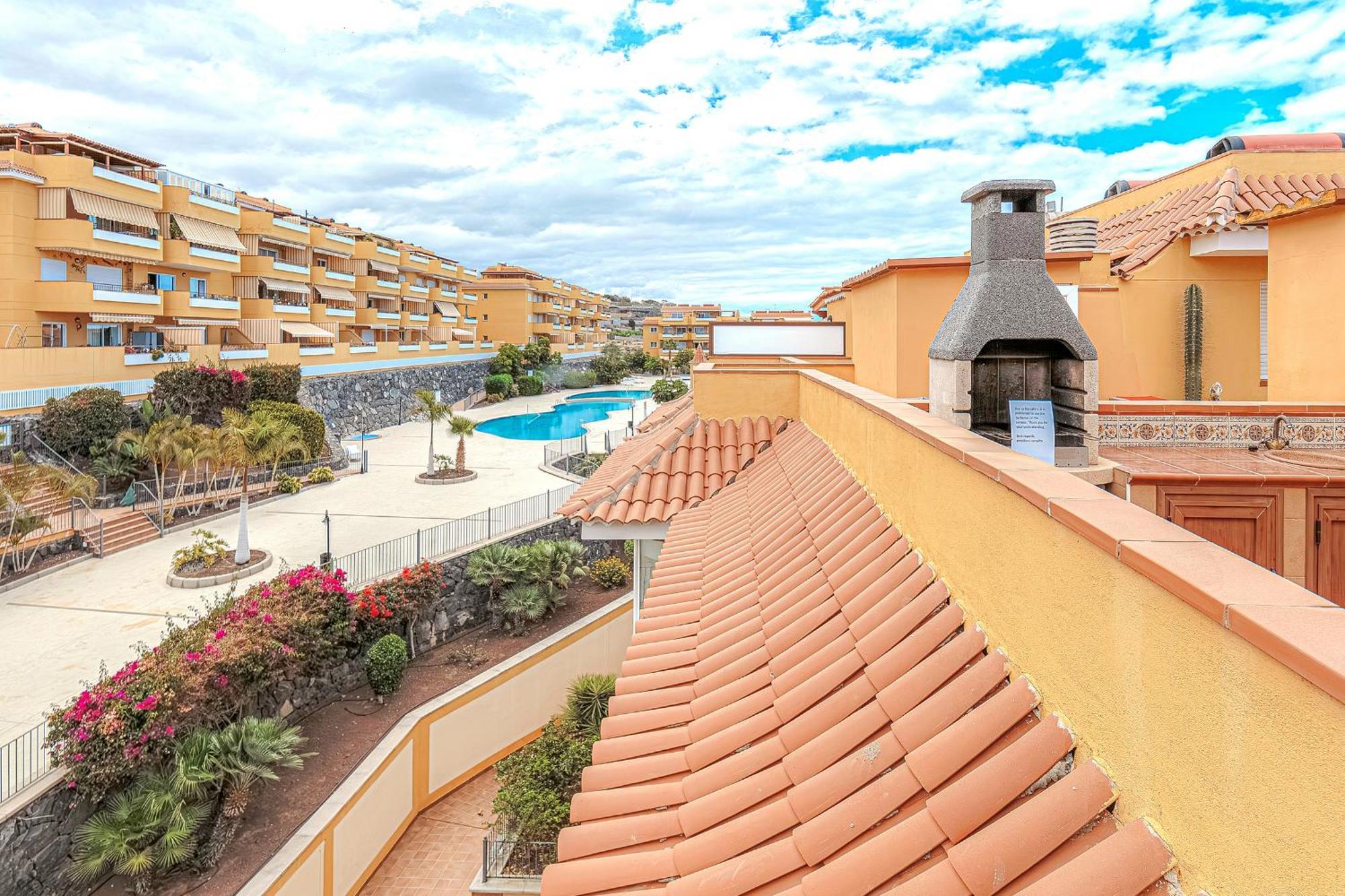 Residencia Playa La Arena Apartamento Puerto de Santiago (Tenerife)