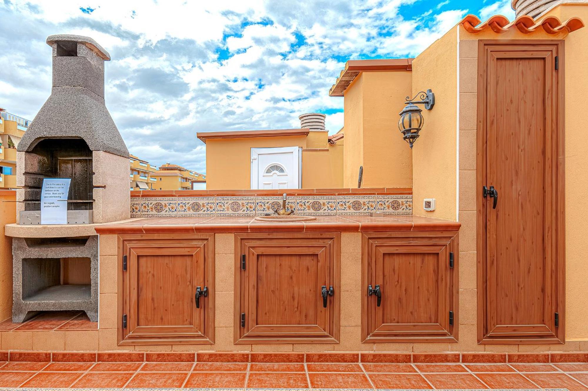 Apartamento Residencia Playa La Arena Puerto de Santiago (Tenerife)