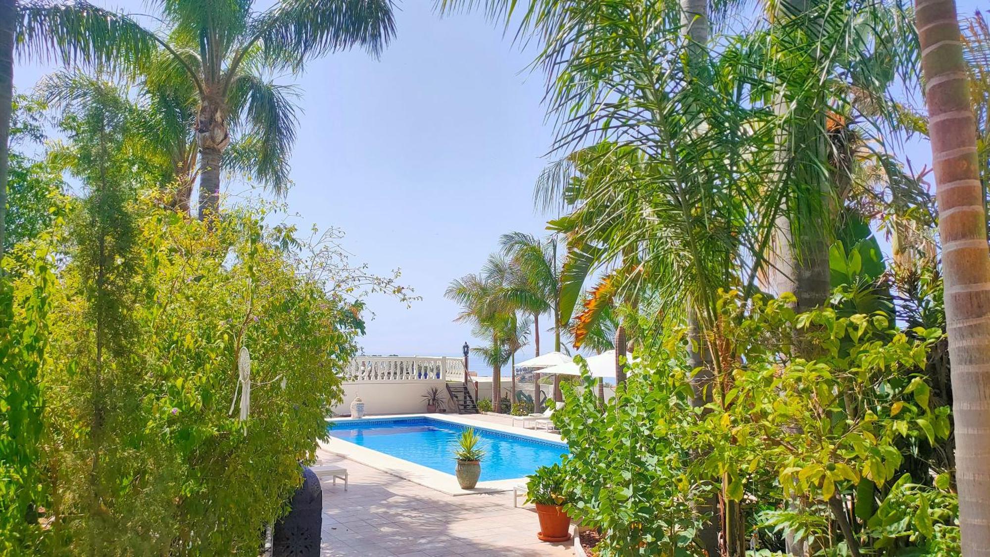 La Vida Loca - Adults Only Apartment *