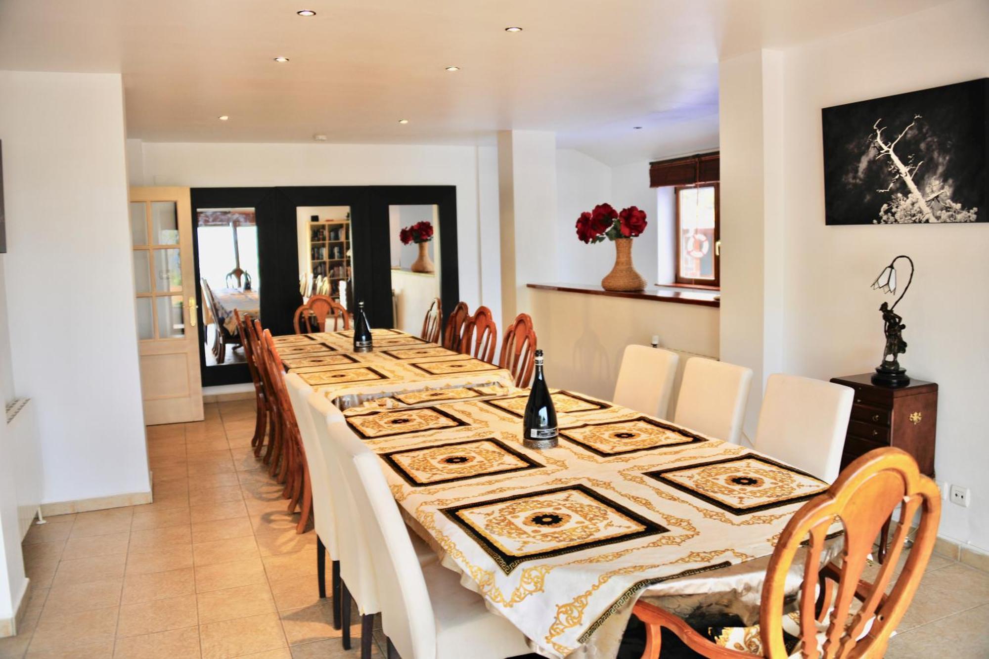 Casa Jane Large 7 Bed With Private Pool And Tennis Court