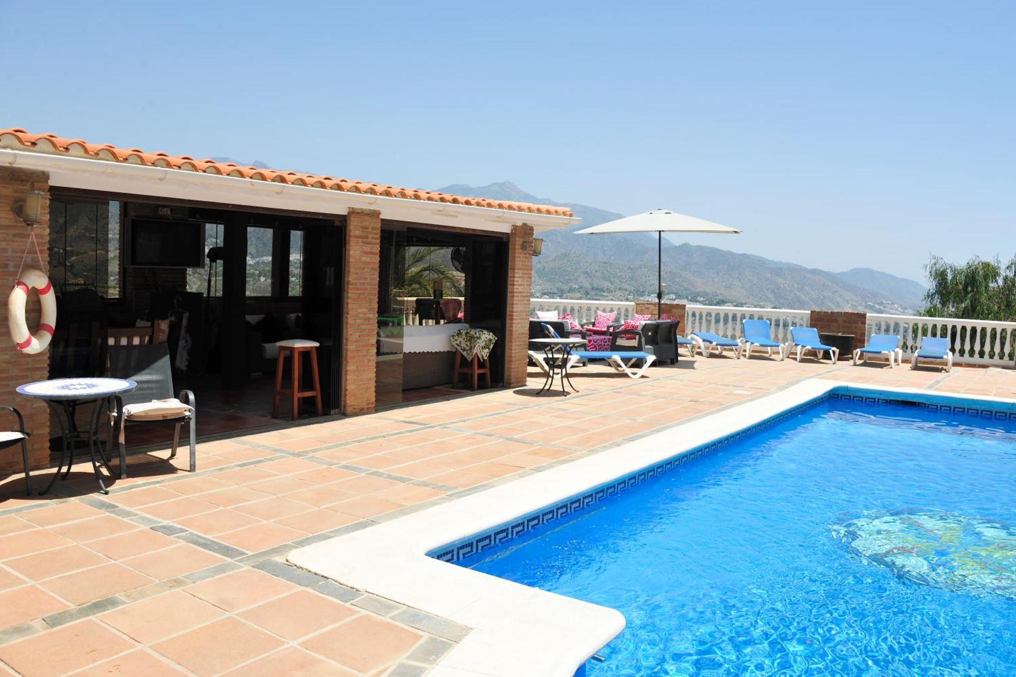 Villa Casa Jane Large 7 Bed With Private Pool And Tennis Court *
