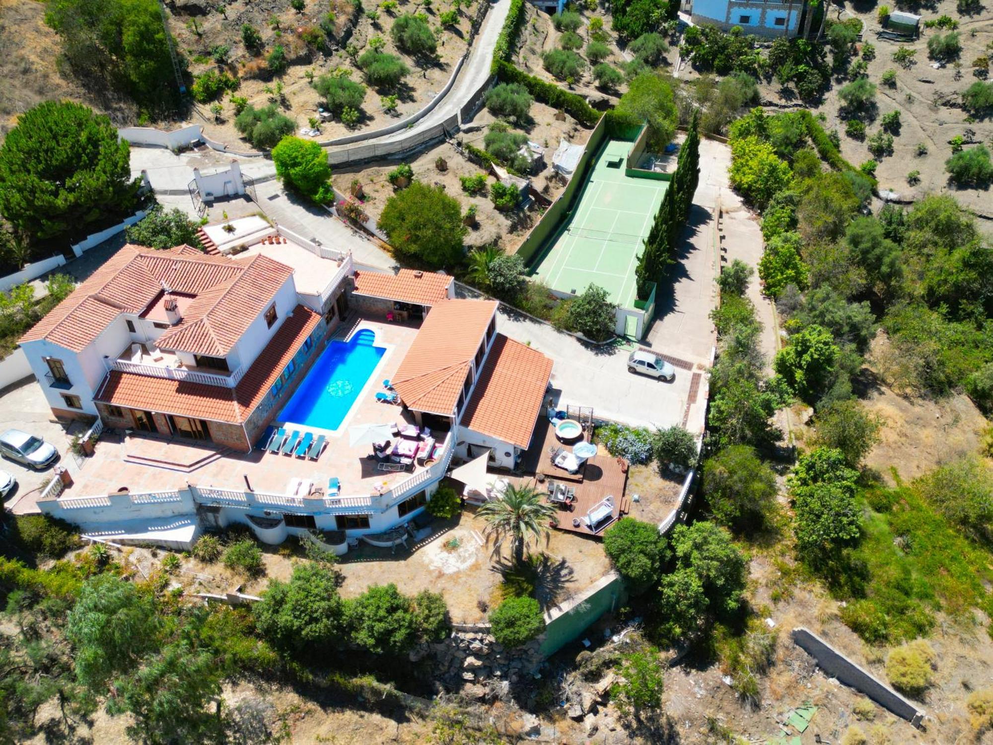 Casa Jane Large 7 Bed With Private Pool And Tennis Court