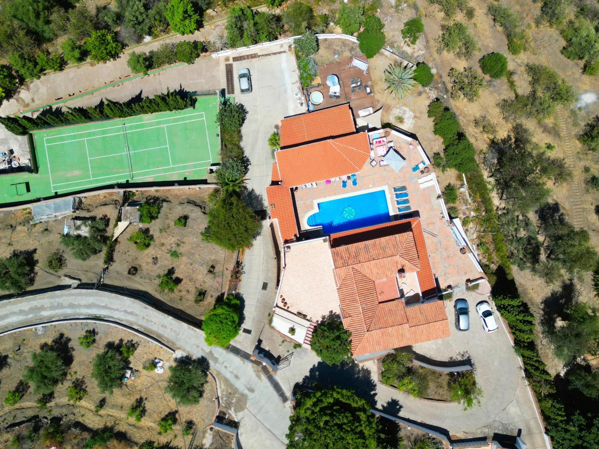 Villa Casa Jane Large 7 Bed With Private Pool And Tennis Court
