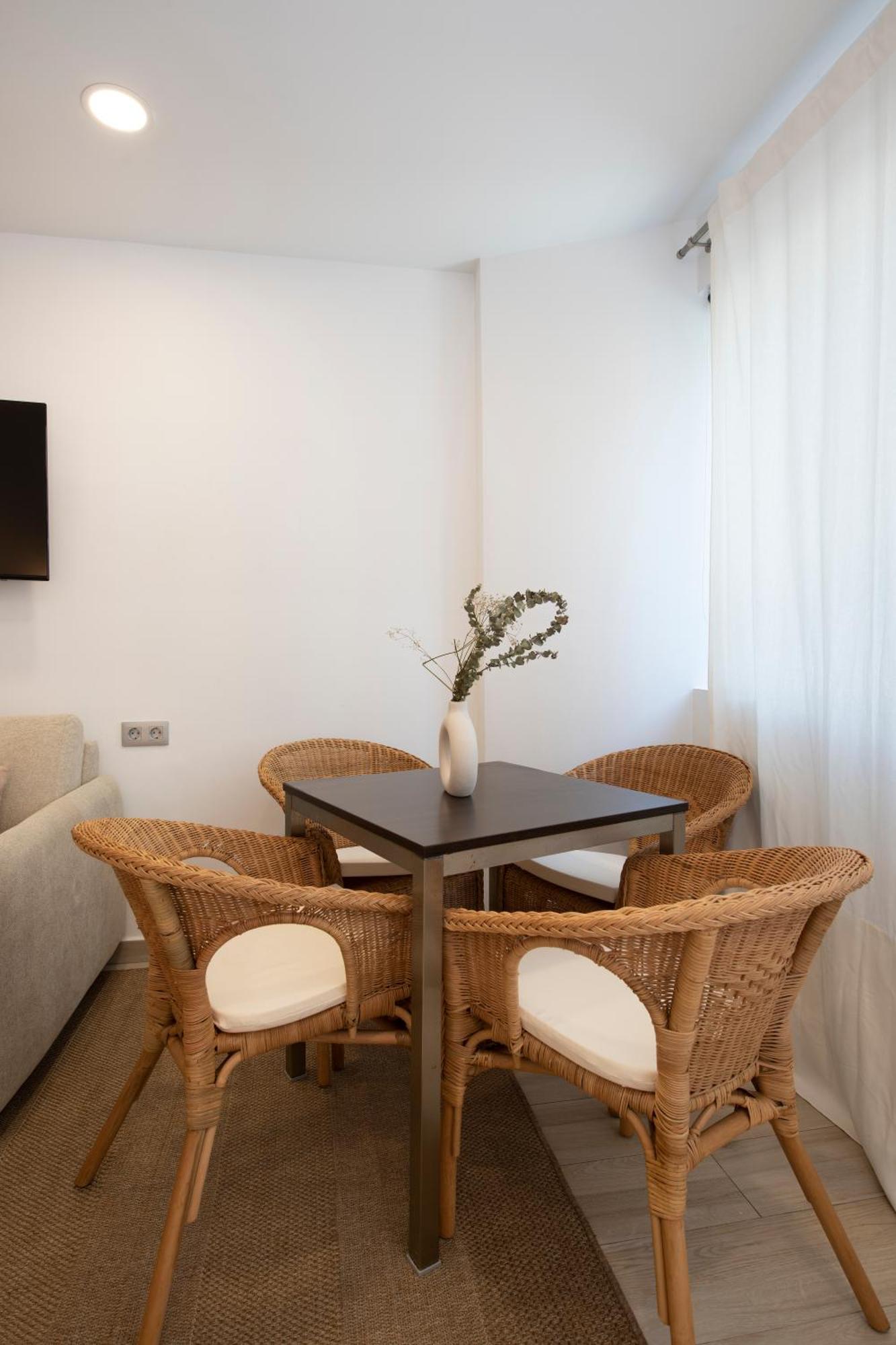 Centric Apartahotel