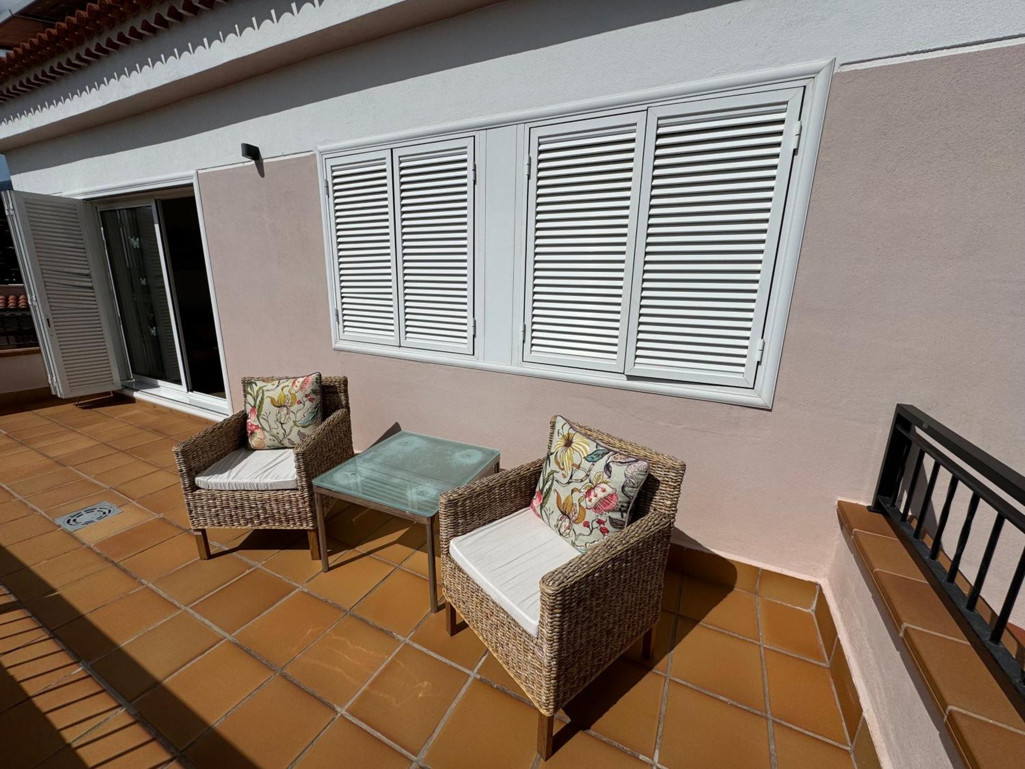 Villa Puerto Santiago: Luxury 5-bedroom With Pool And Disabled Access *