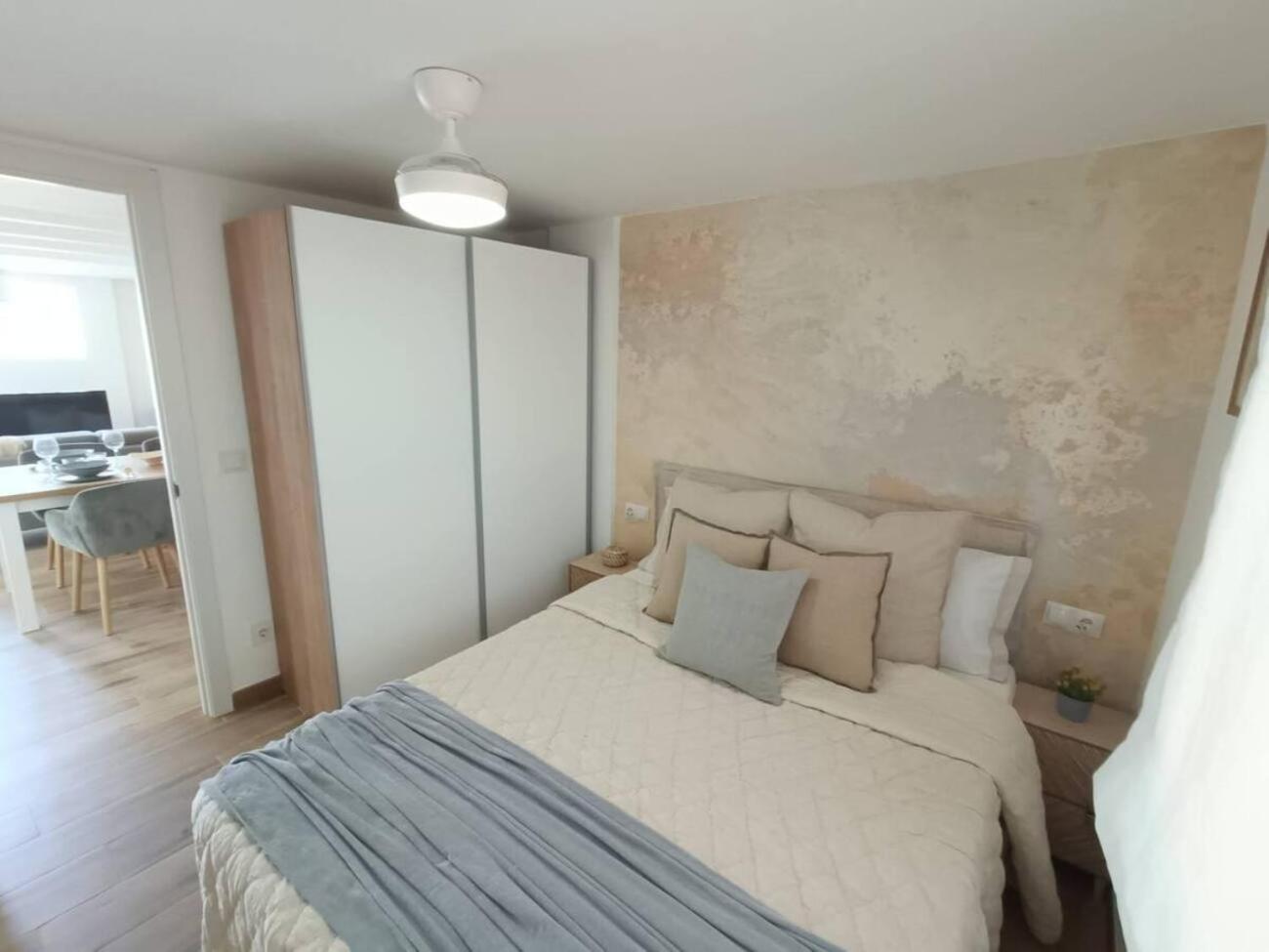 Nuevo Moderno En Benicasim Con Terraza Y A Minutos De La Playa Apartamento