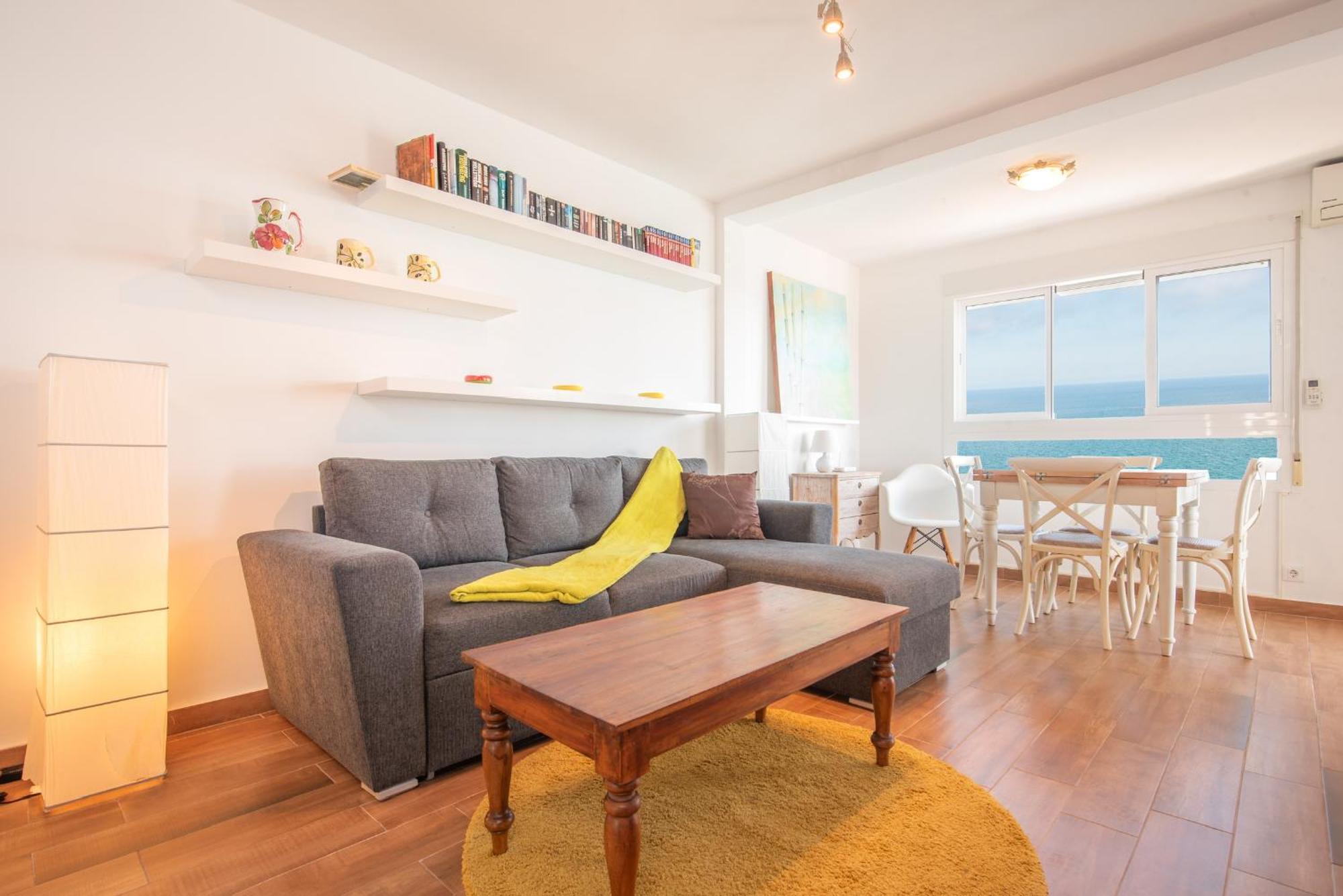Juan Aparicio Sunrise Apartment
