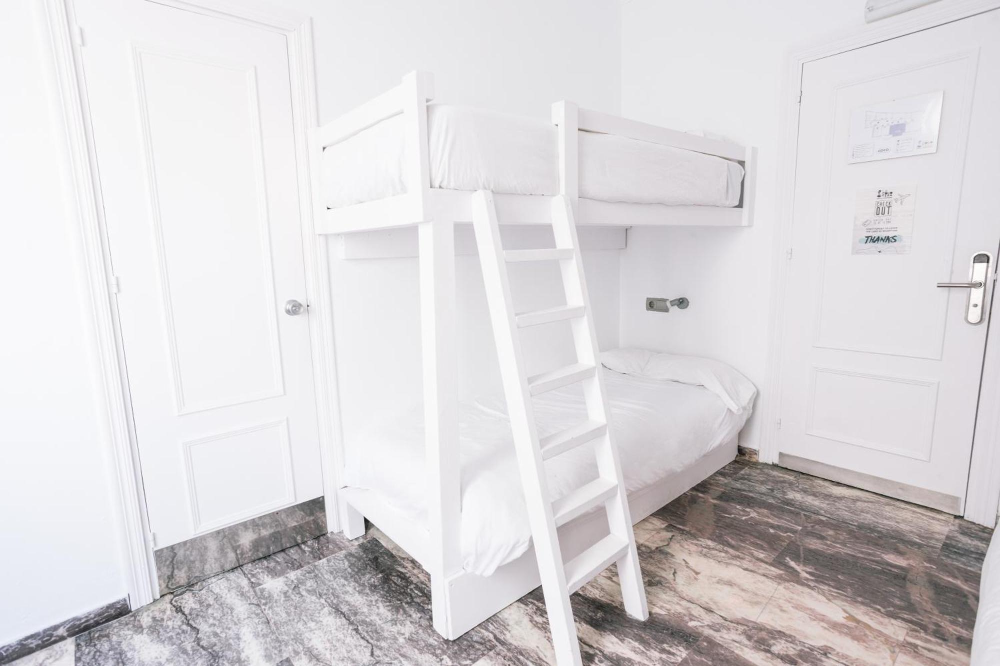 La Cocotera Boutique & Coworking Hostal Tarifa