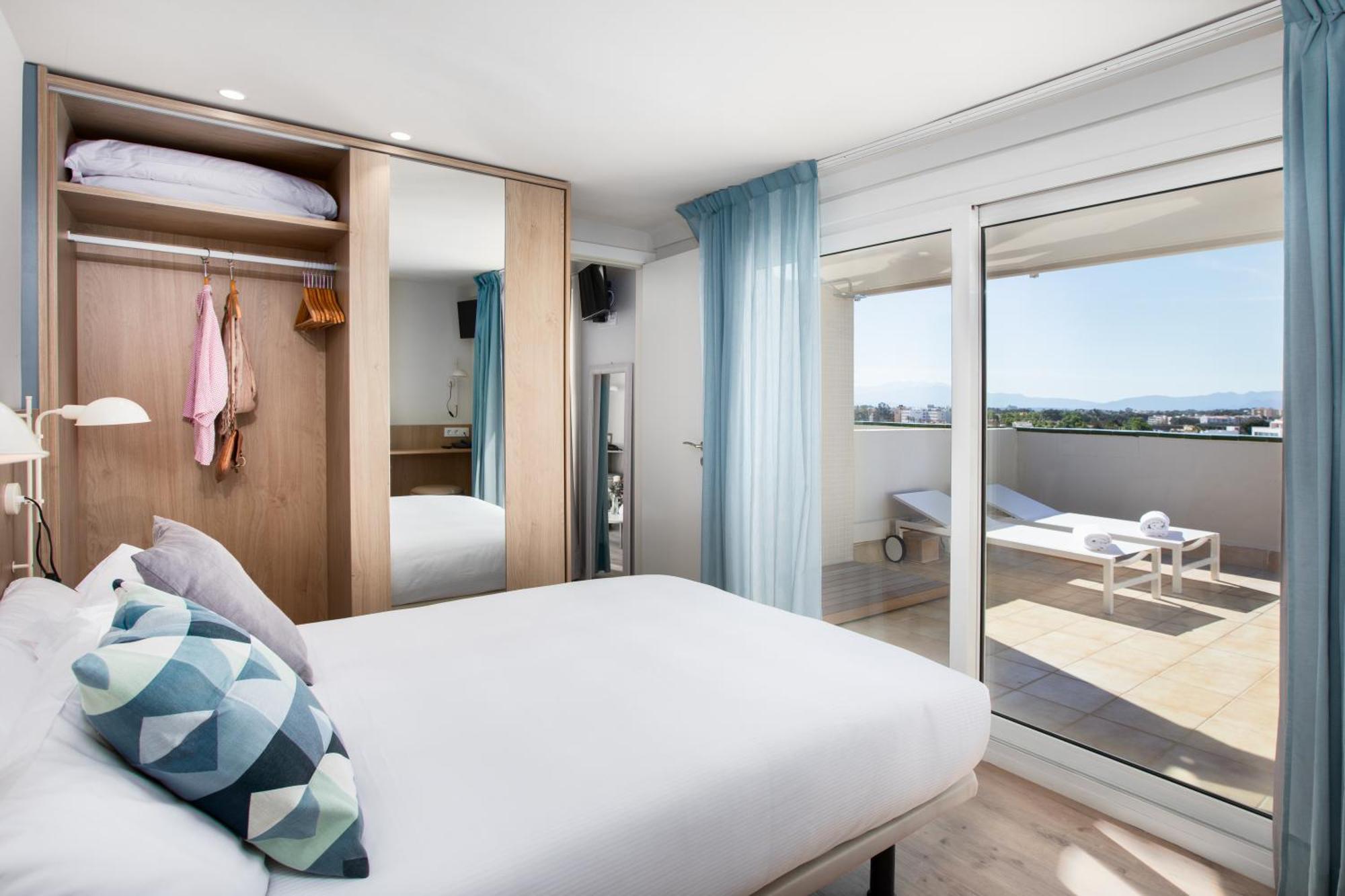 Hotel Prestige Mar Y Sol 4*