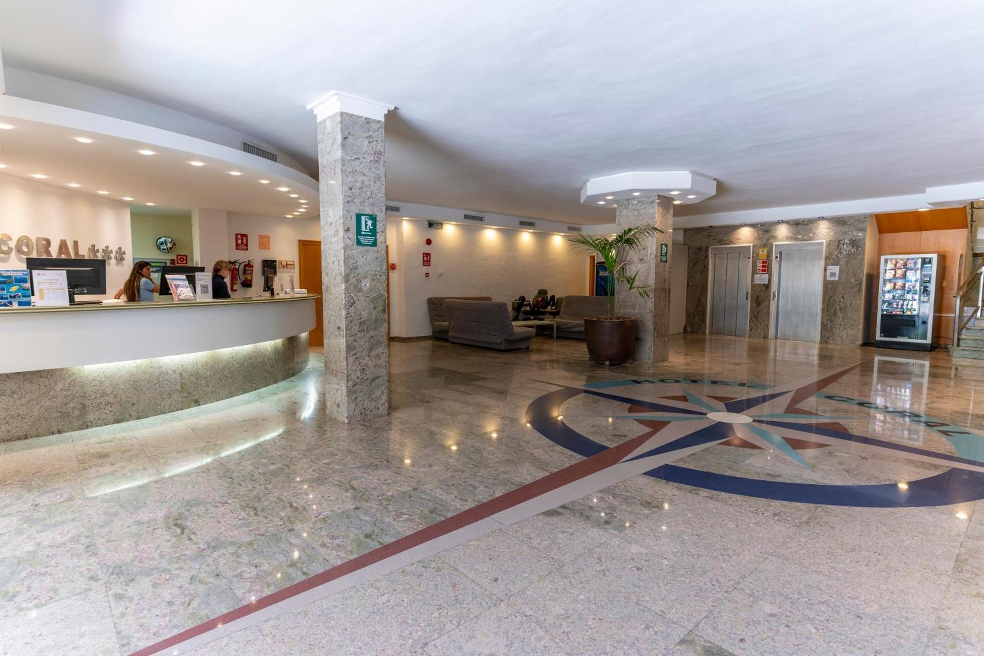 Hotel Moon Dreams Coral Es Canar (Ibiza)