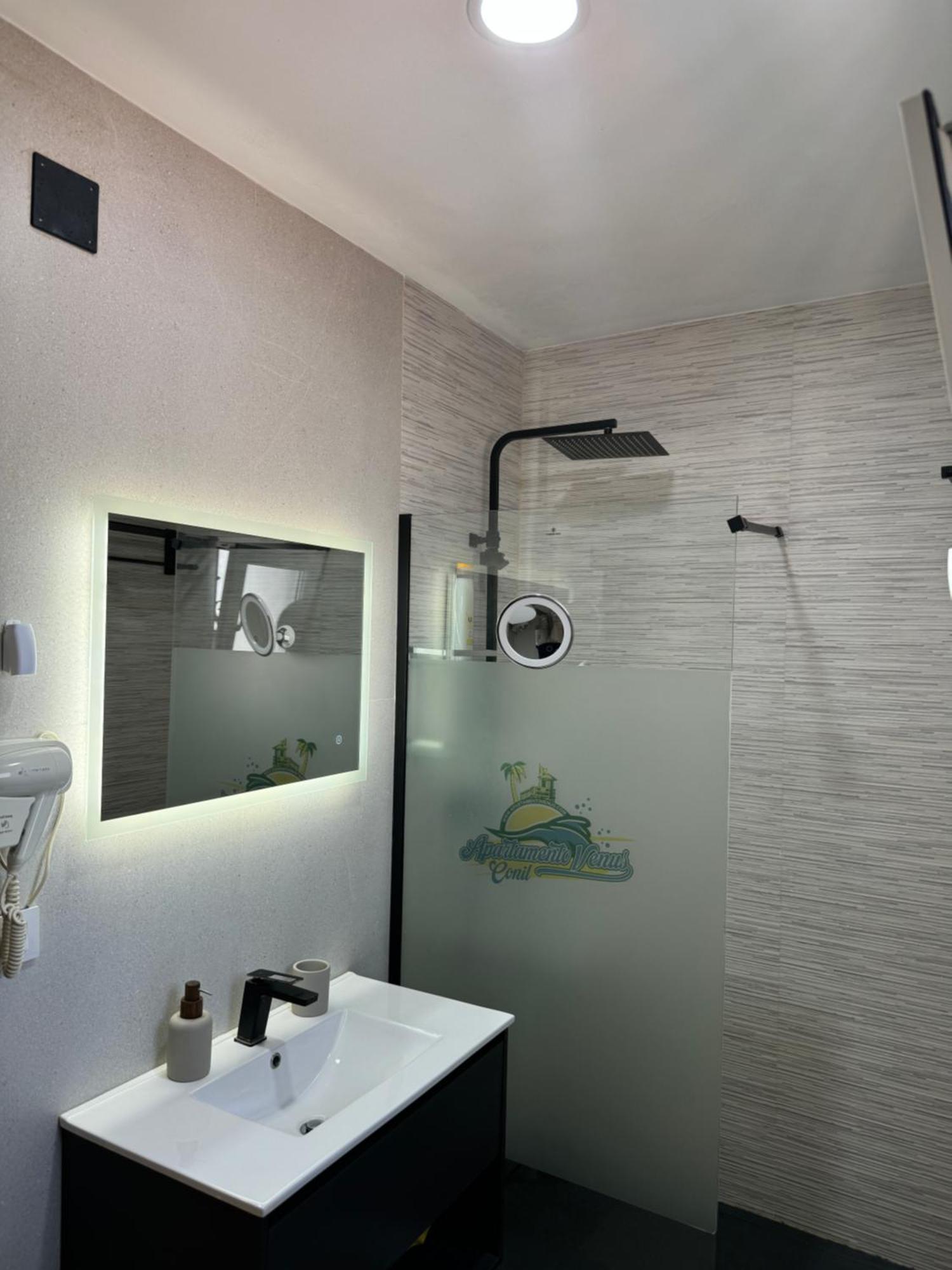 Venus Conil Grupos 8 Pax Wifi Apartamento *