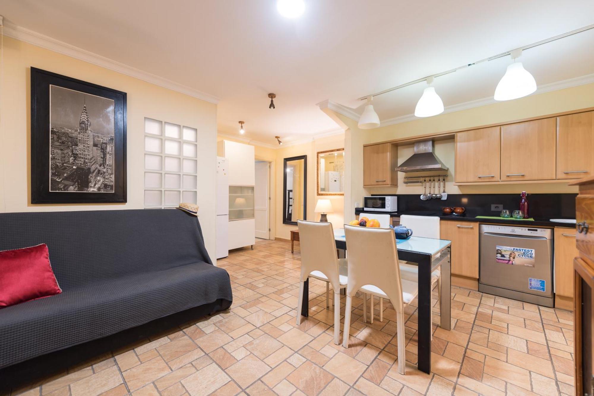 Mcd Carlos Family House