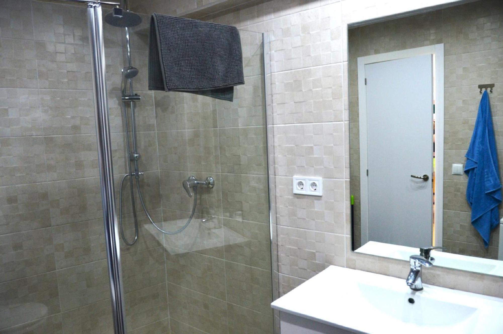 Apartamento Nuevo En Calle Useras
