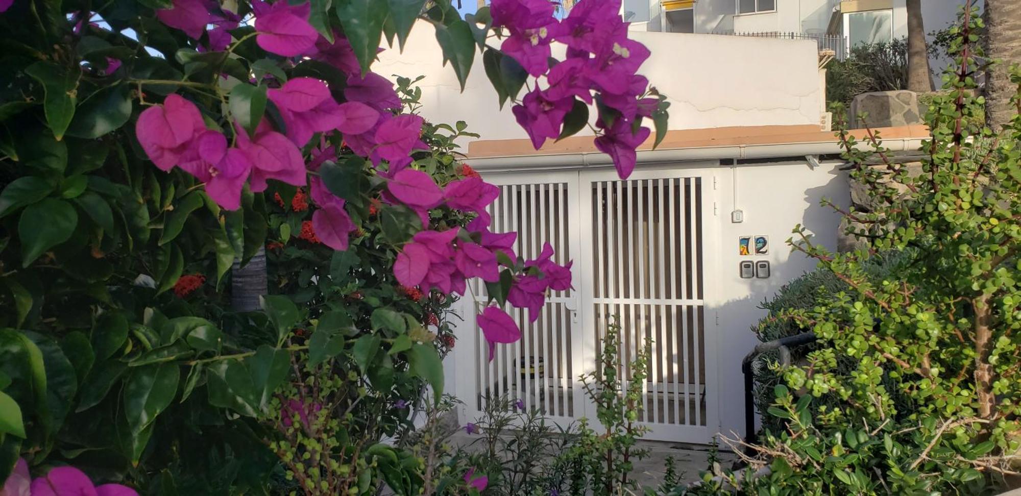 Uno - Front Line Of Ocean Apartamento *