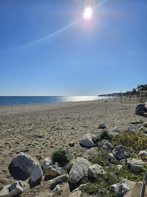 Apartamento Confortable Estudio Con Vista al mar De La Cala *