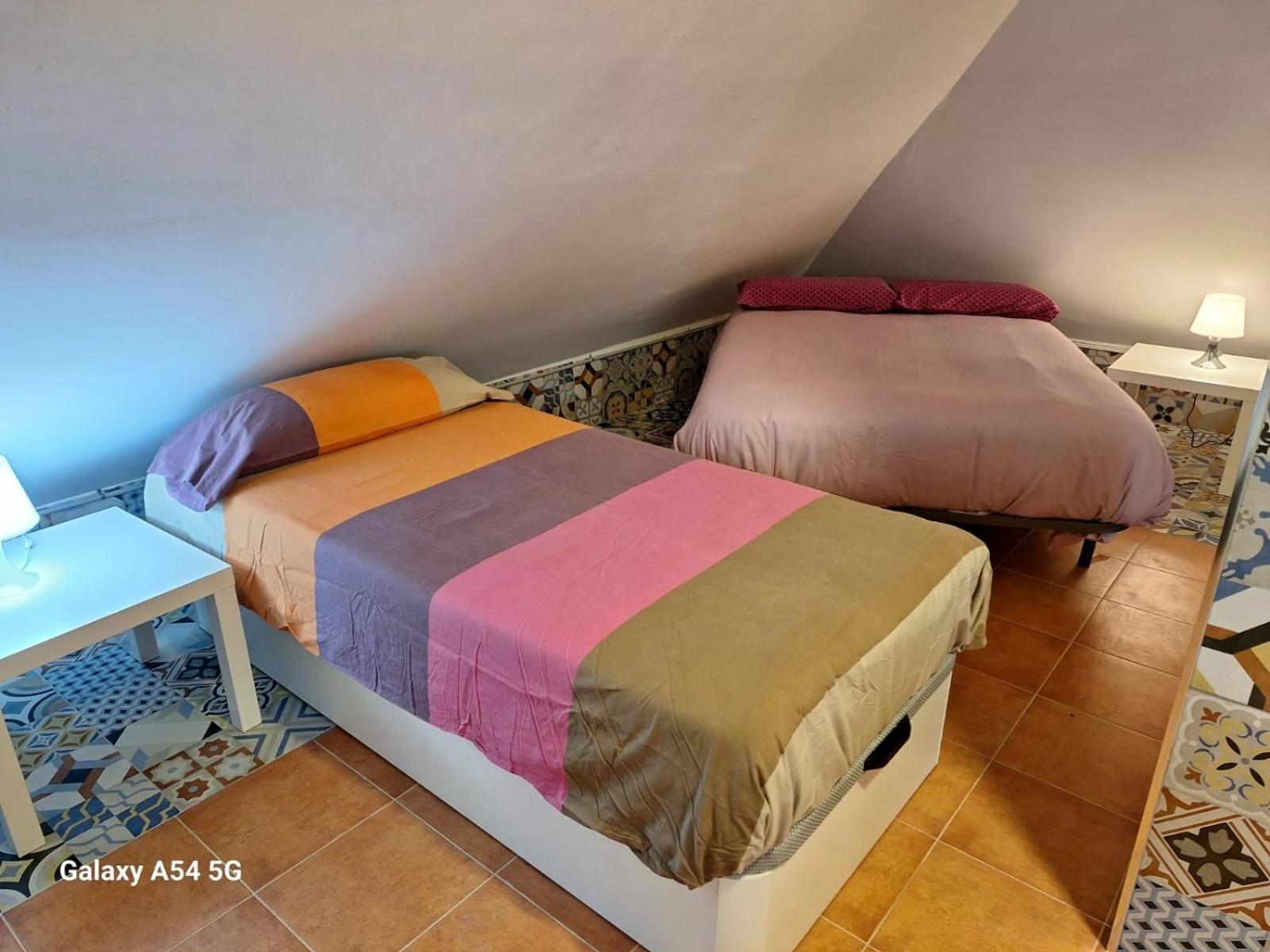 Buhardilla Andaluza Con Piscina Compartida Homestay Bollullos de la Mitacion