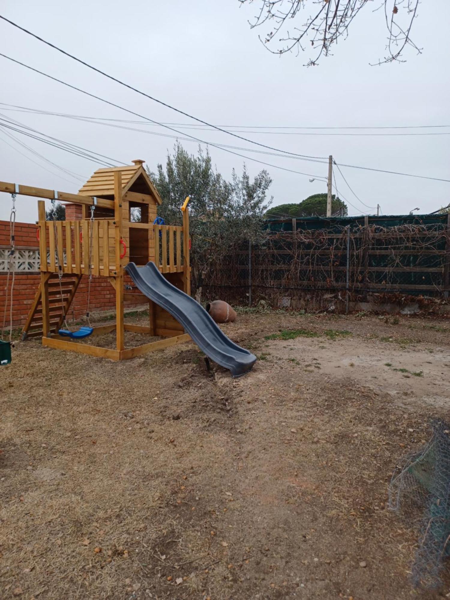 Piscina De Sal Barbacoa Wifi, Parking Gratis, 3 Min Pga Casa El Roble Holiday home *