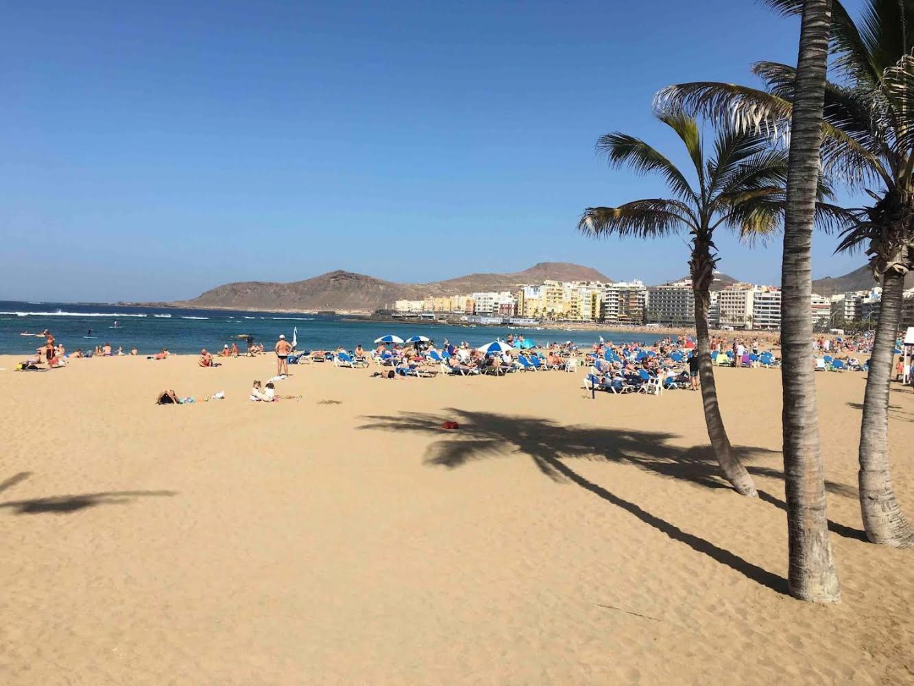 Lujan Playa Canteras Las Palmas de Gran Canaria