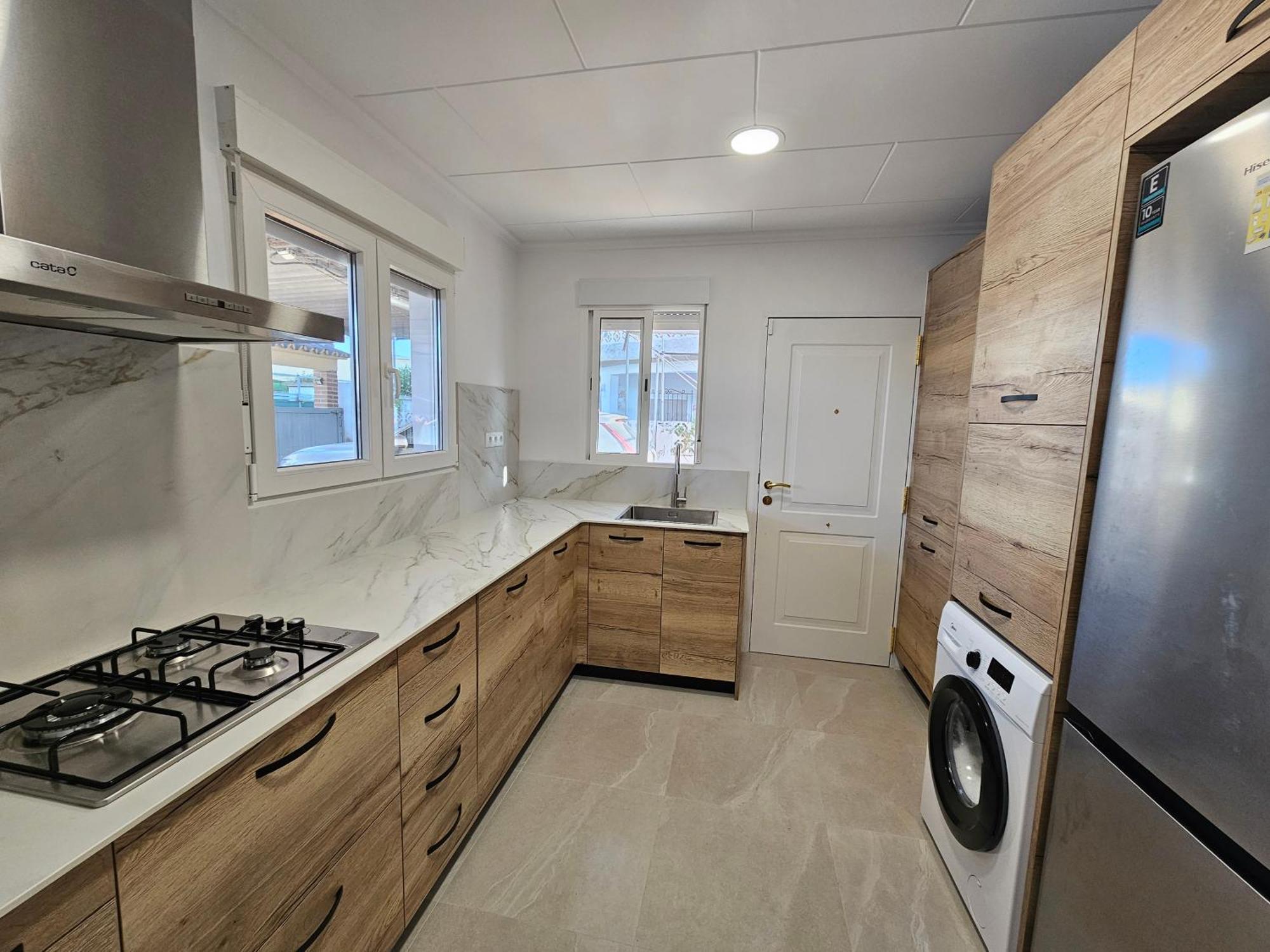 Casa De Playa En Al Lado Del Met Y Campo De Golf Сasa de vacaciones Oliva