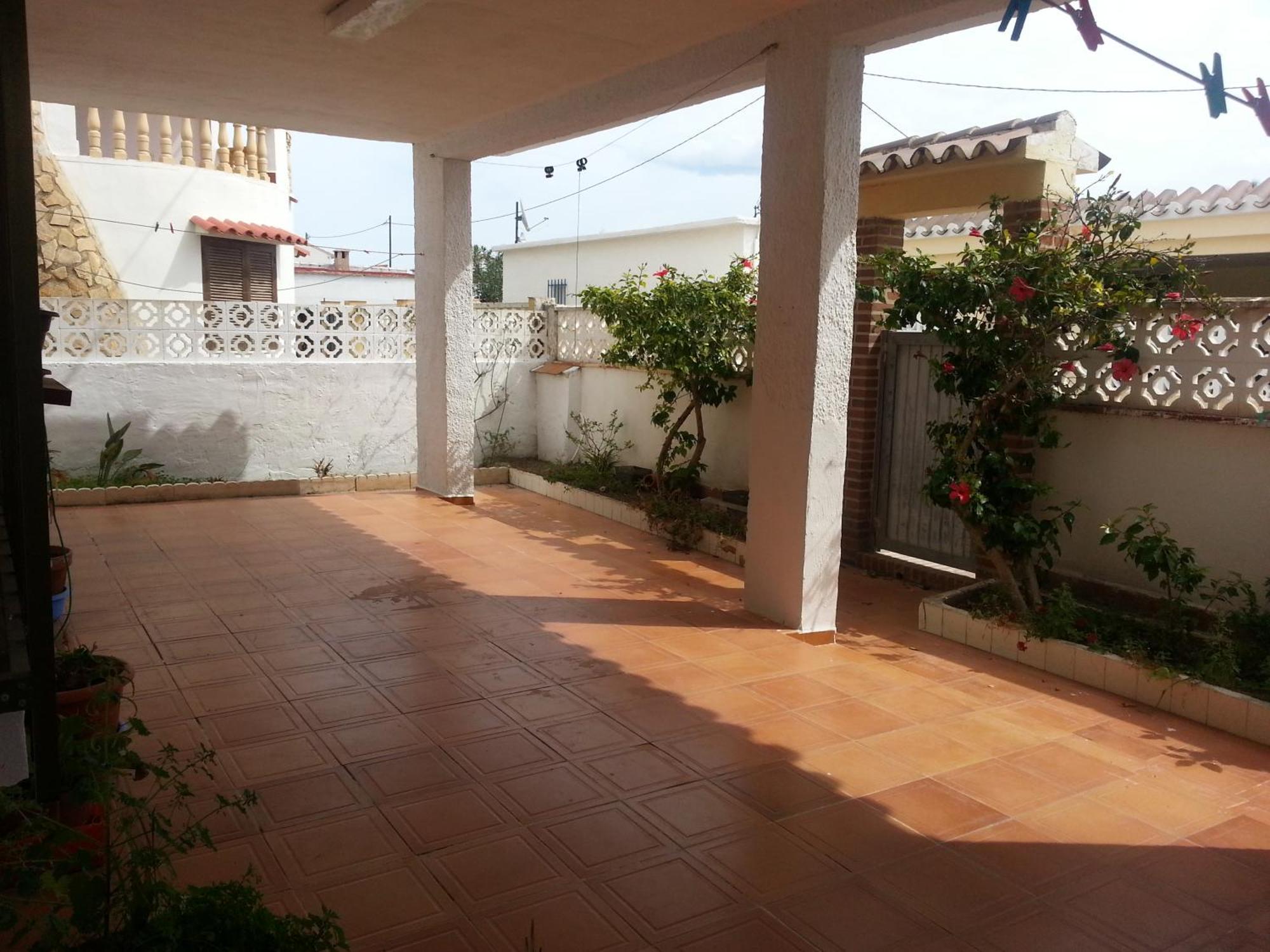 Сasa de vacaciones Casa De Playa En Al Lado Del Met Y Campo De Golf Oliva