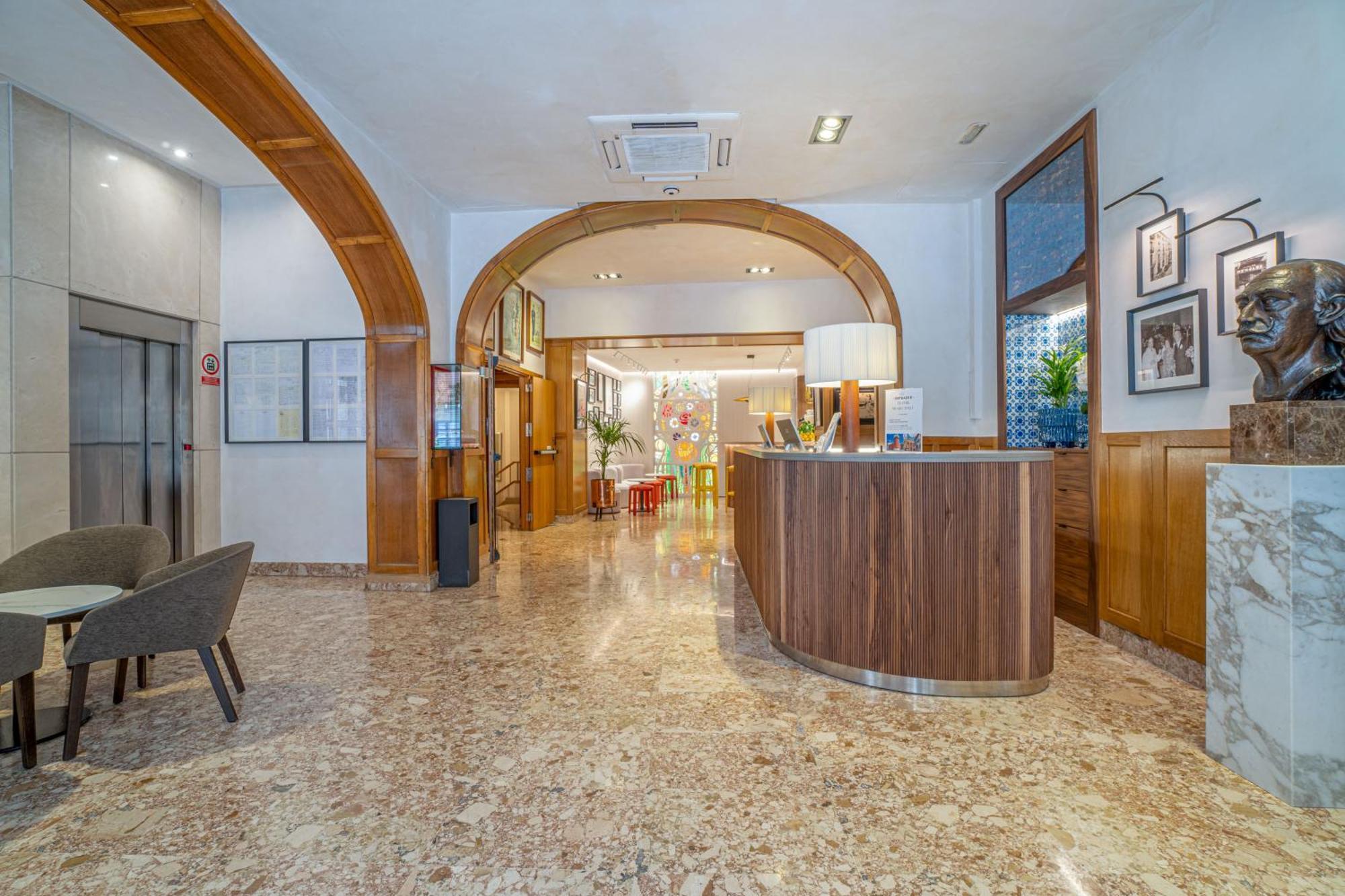 Hotel Duran 4*