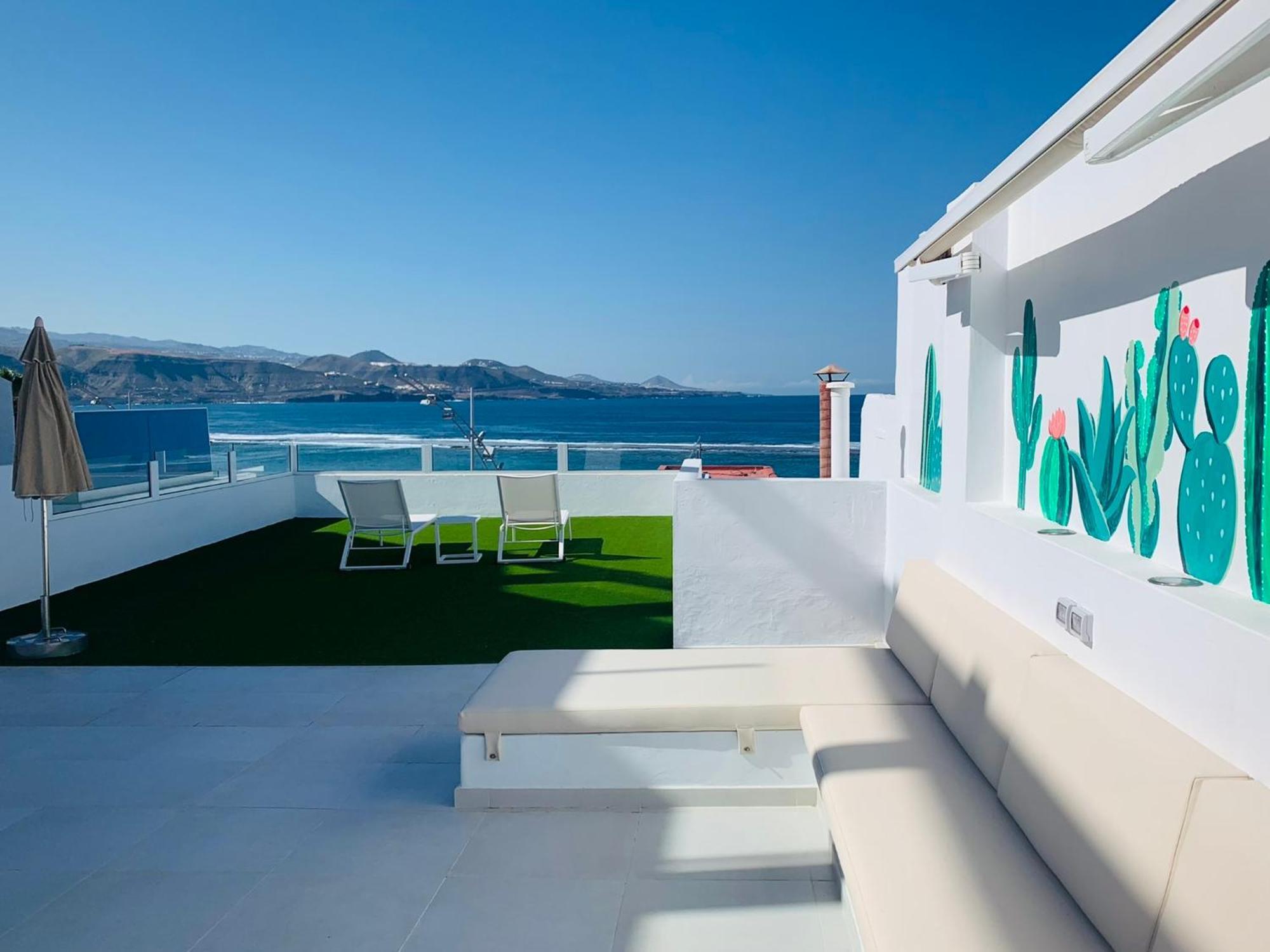Beachfront Rooftop In Las Canteras Las Palmas de Gran Canaria