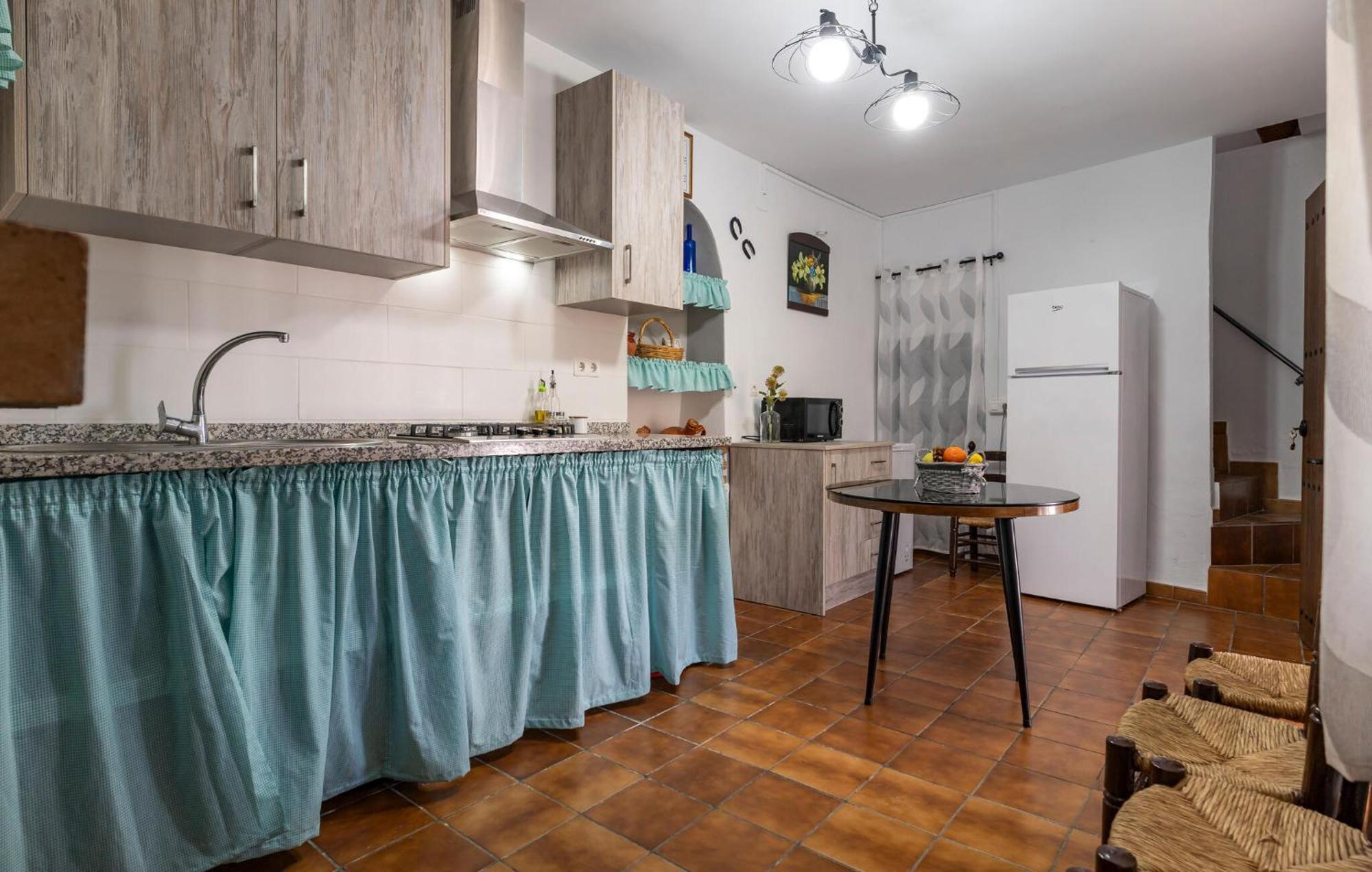 Holiday home 4 Bedroom Pet Friendly In
