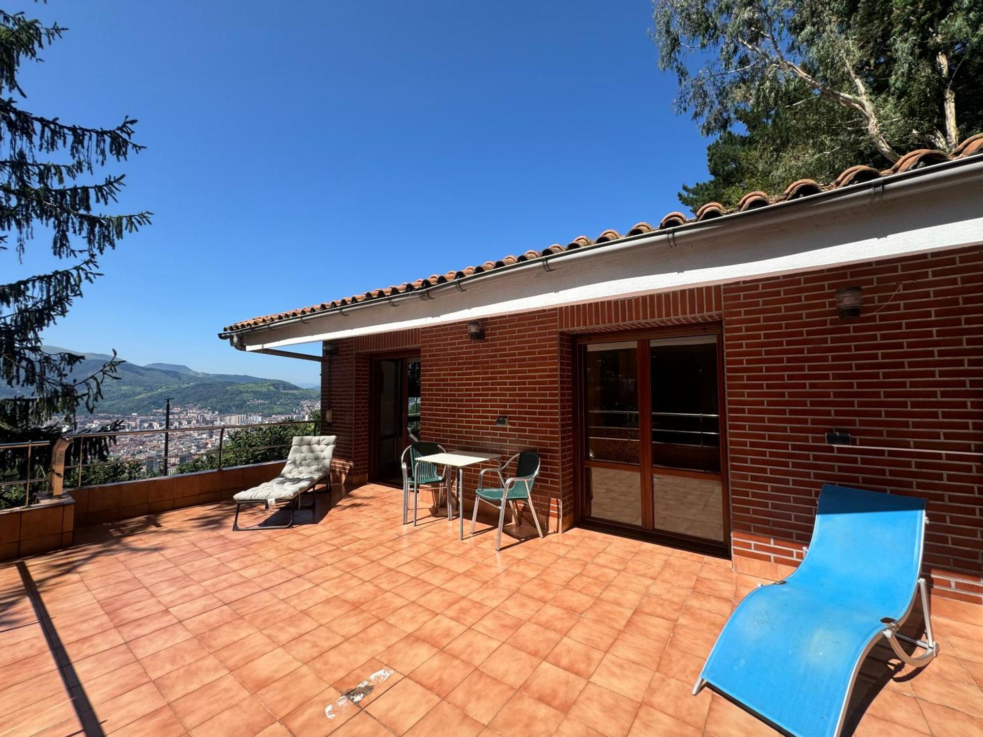Homestay Con Hermosas Vistas A *