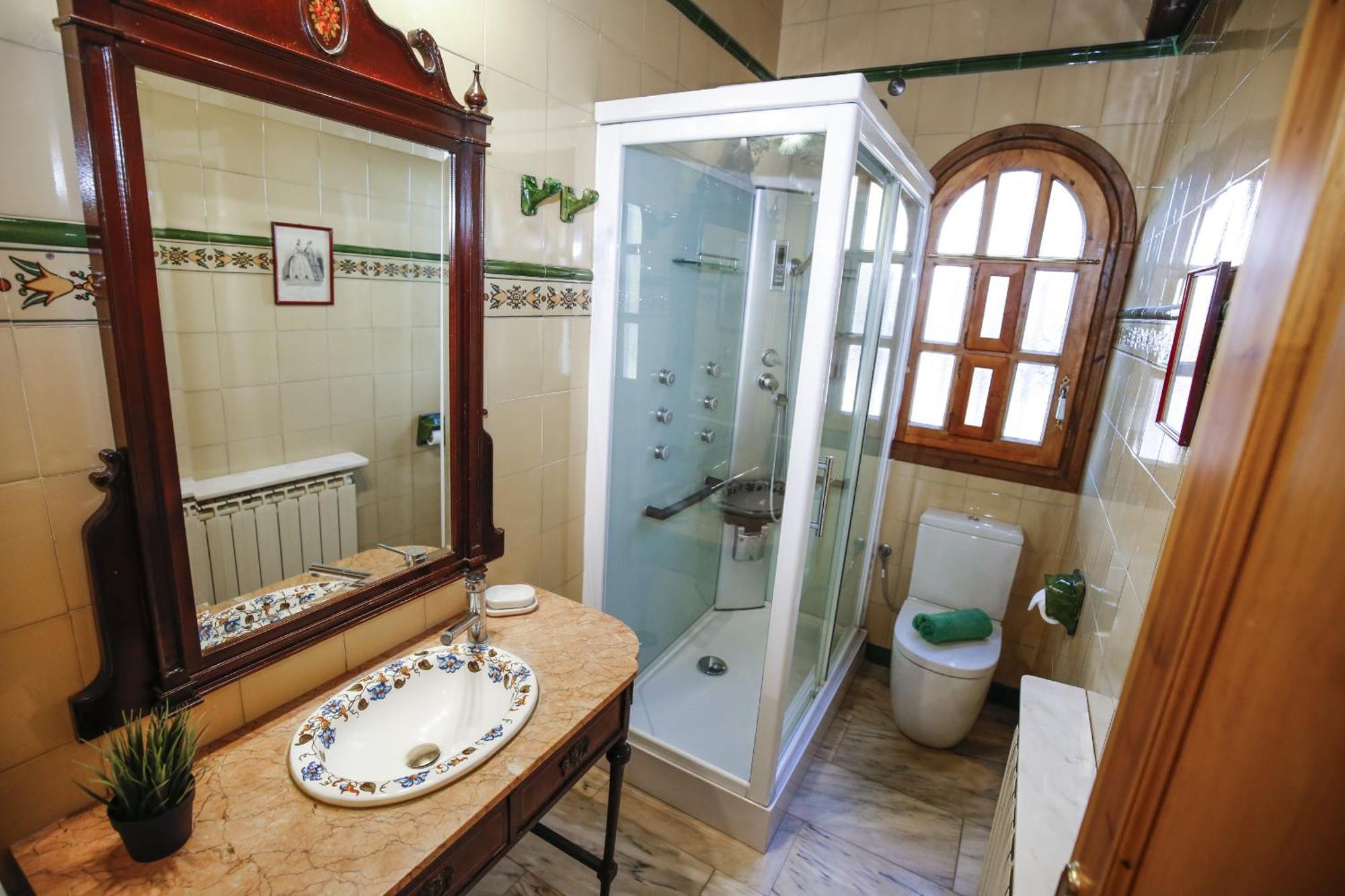 Nuba - Only Families Cambrils