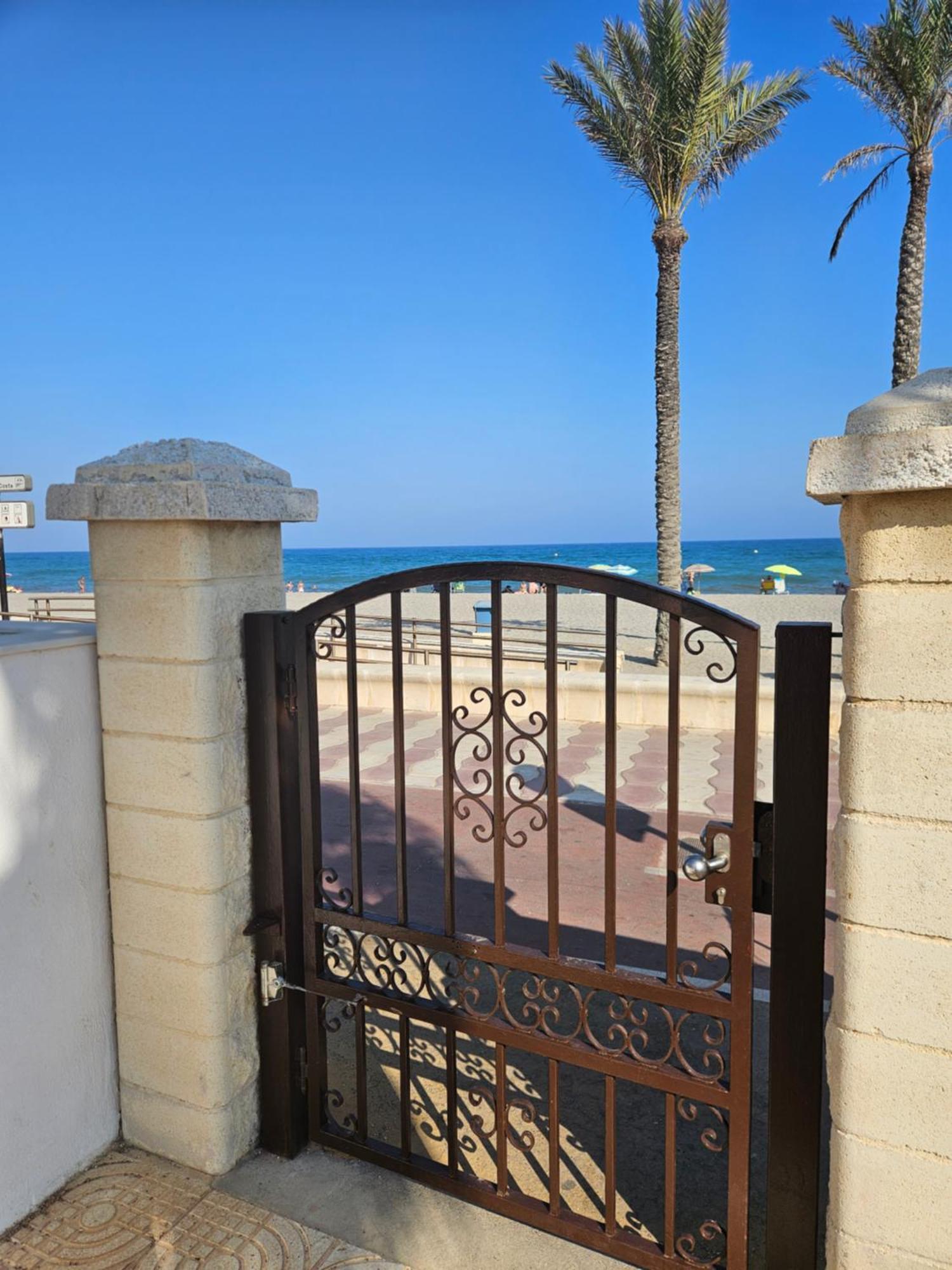 Tropicana Apartamento *