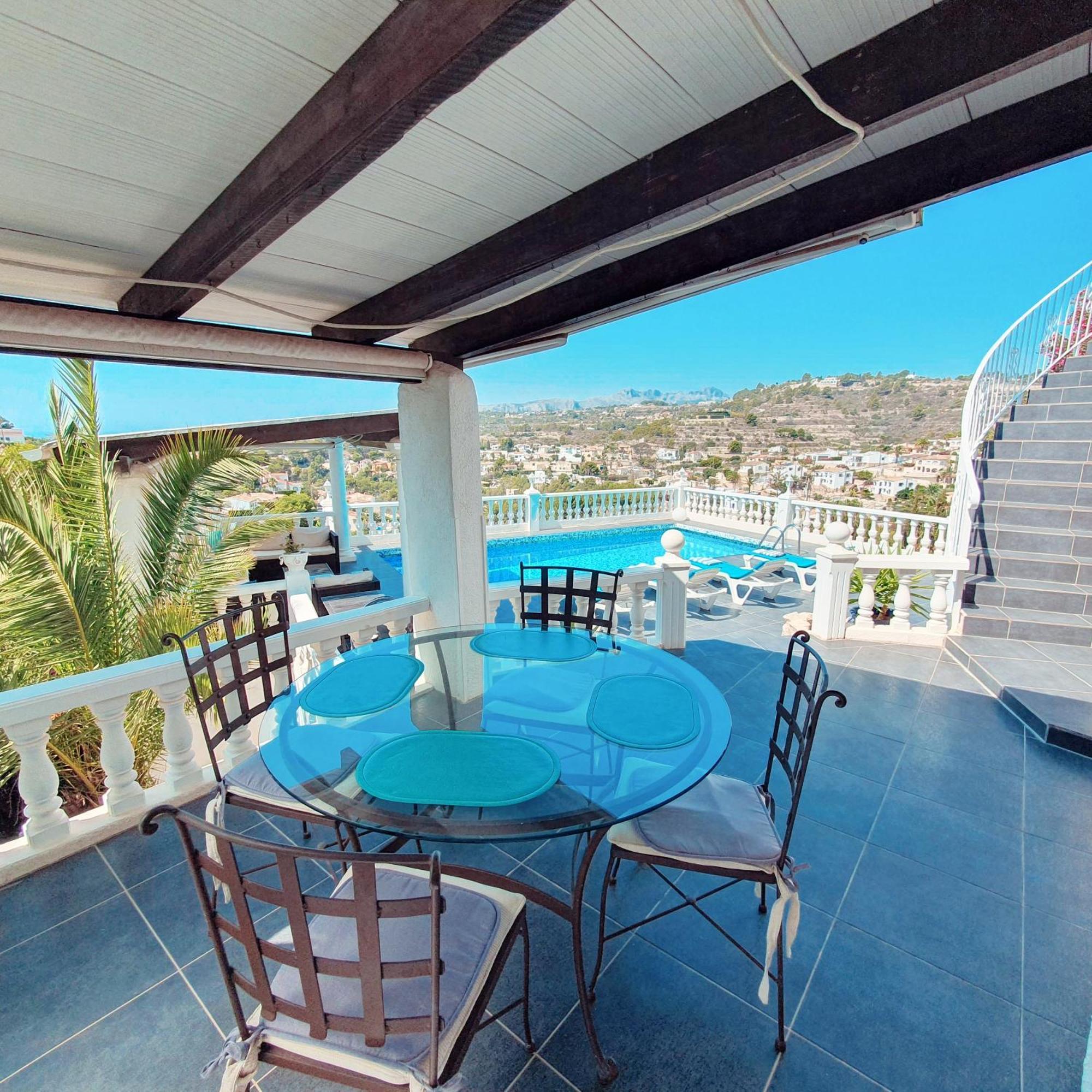 At Casa Piña Blanca