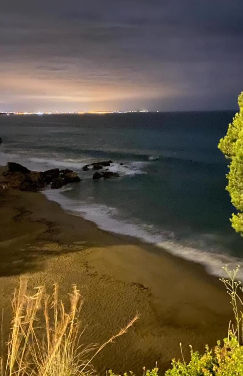 Beach-lovers - 1era Linia Mar