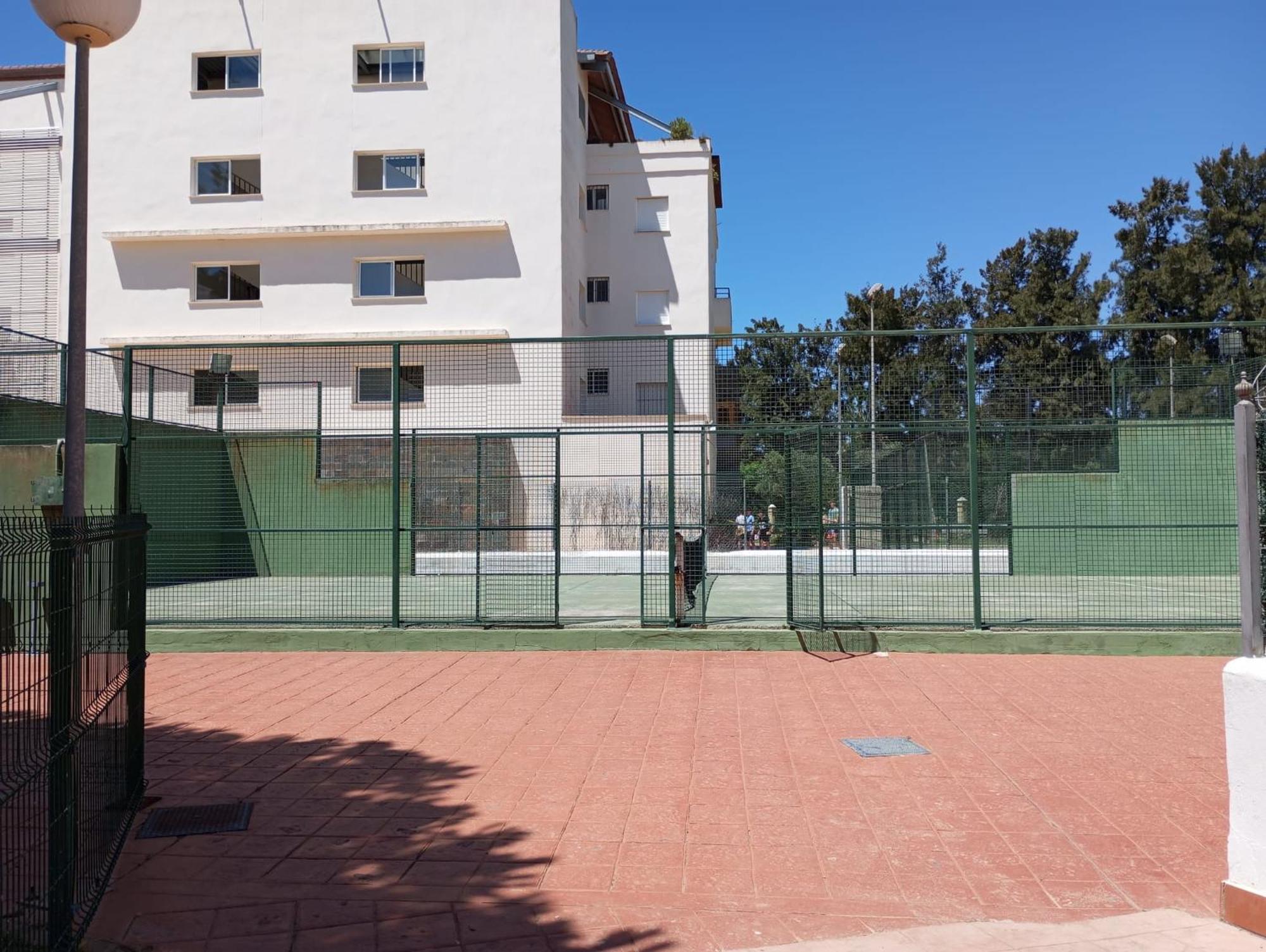 Apartment Cigueenas *