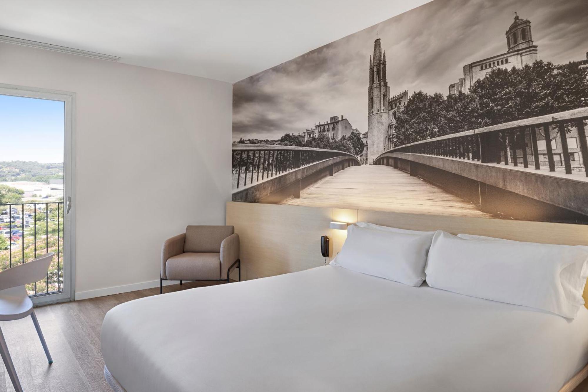 Hotel Girona 3 Salt