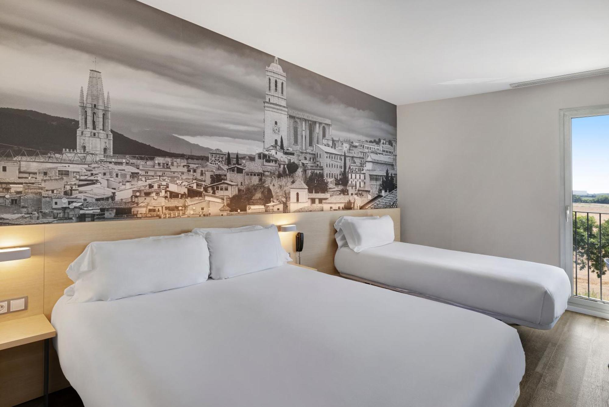 Hotel Girona 3 Salt