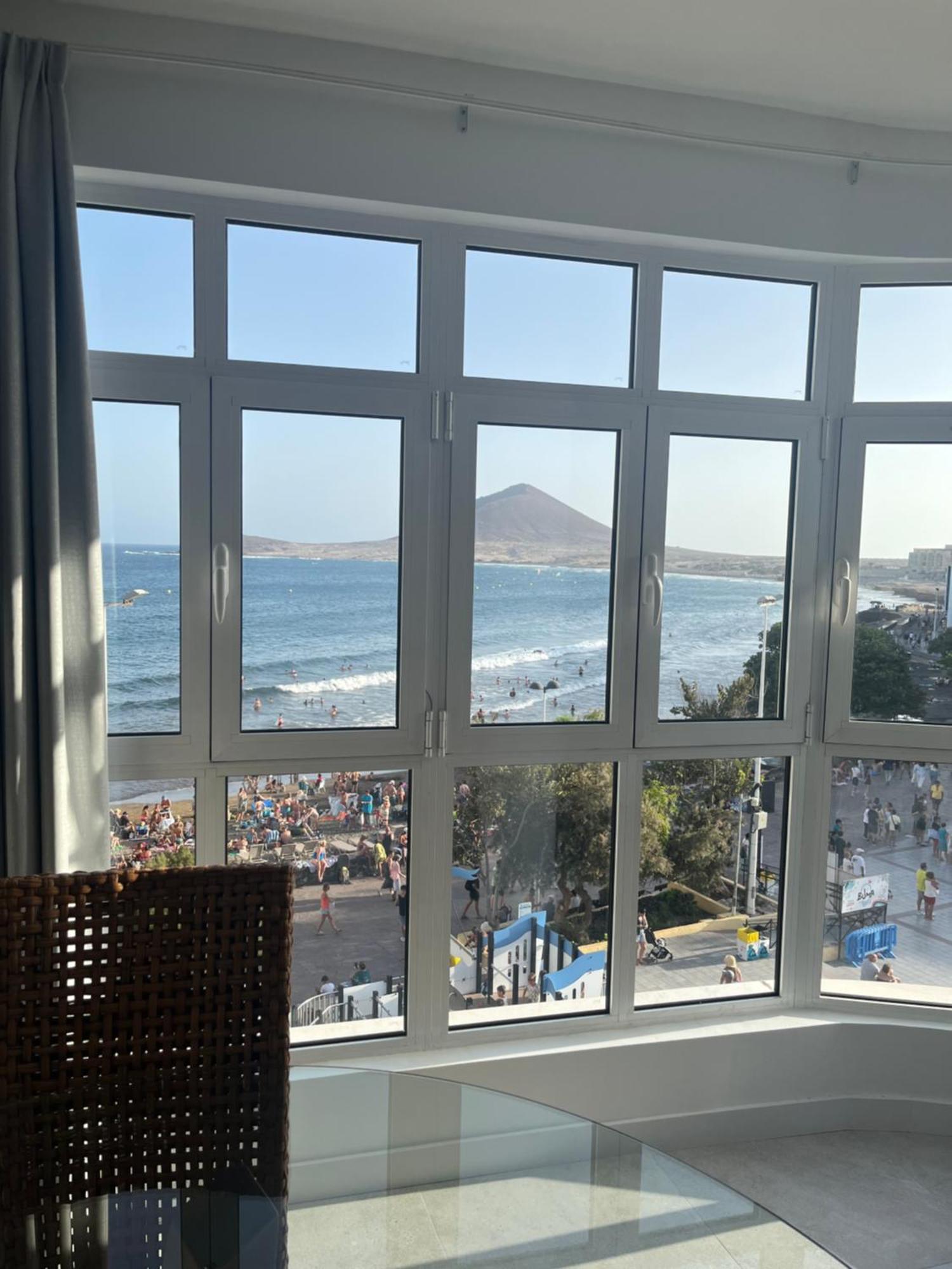 Playa Grande, View * El Medano (Tenerife)