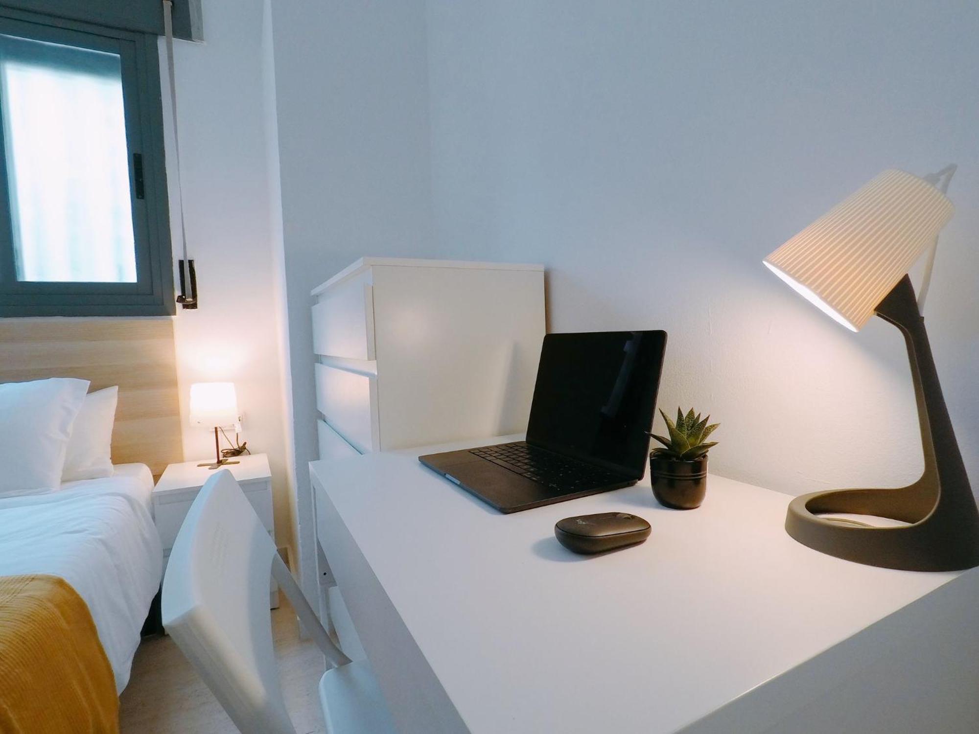 Apartment Karlabcnhome *