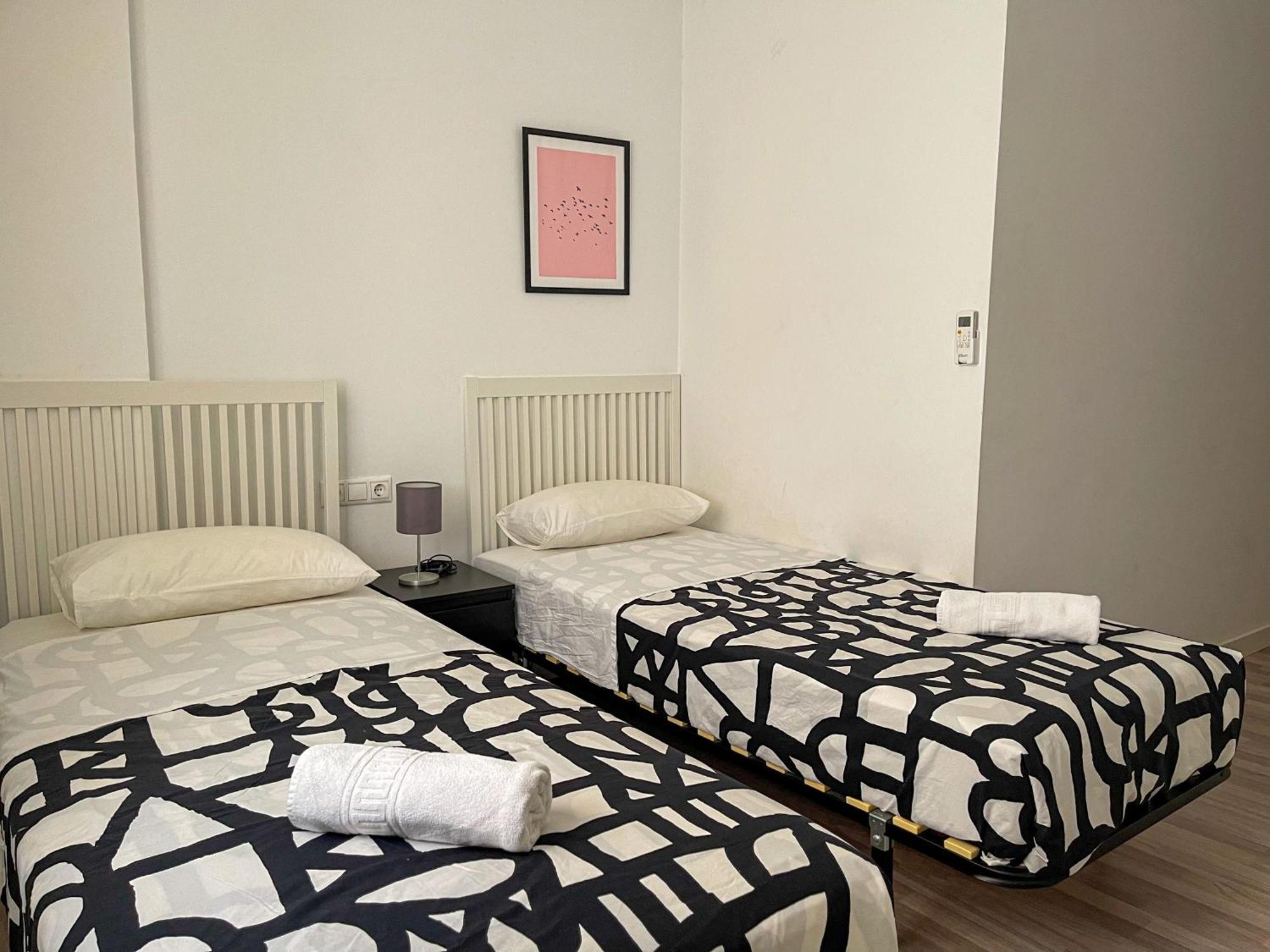 - Center By Dv #p4p3 - Malaga