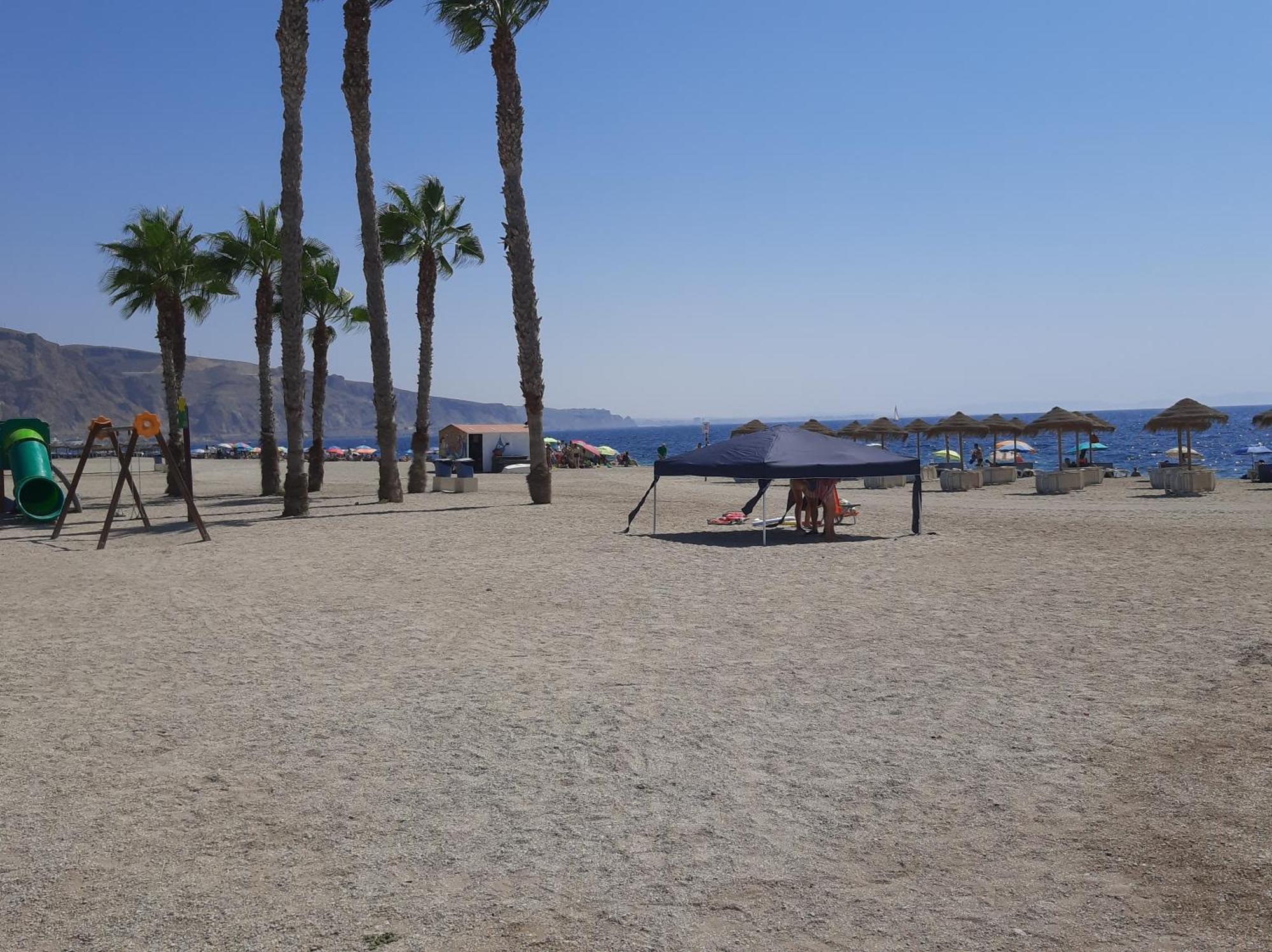 Avilena Tropical En Aguadulce Almeria
