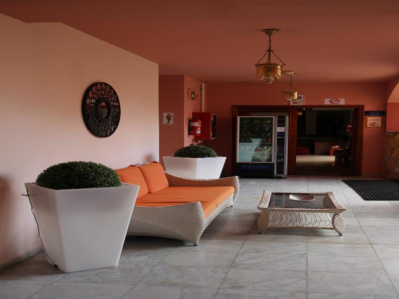 Marola Park Apartment *
