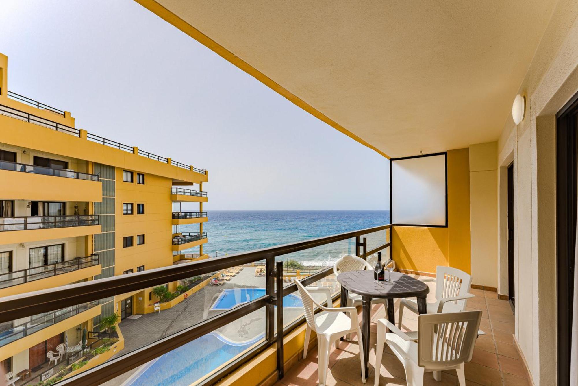 Edificio Agua Marina Panoramic View On First Line San Miguel de Abona