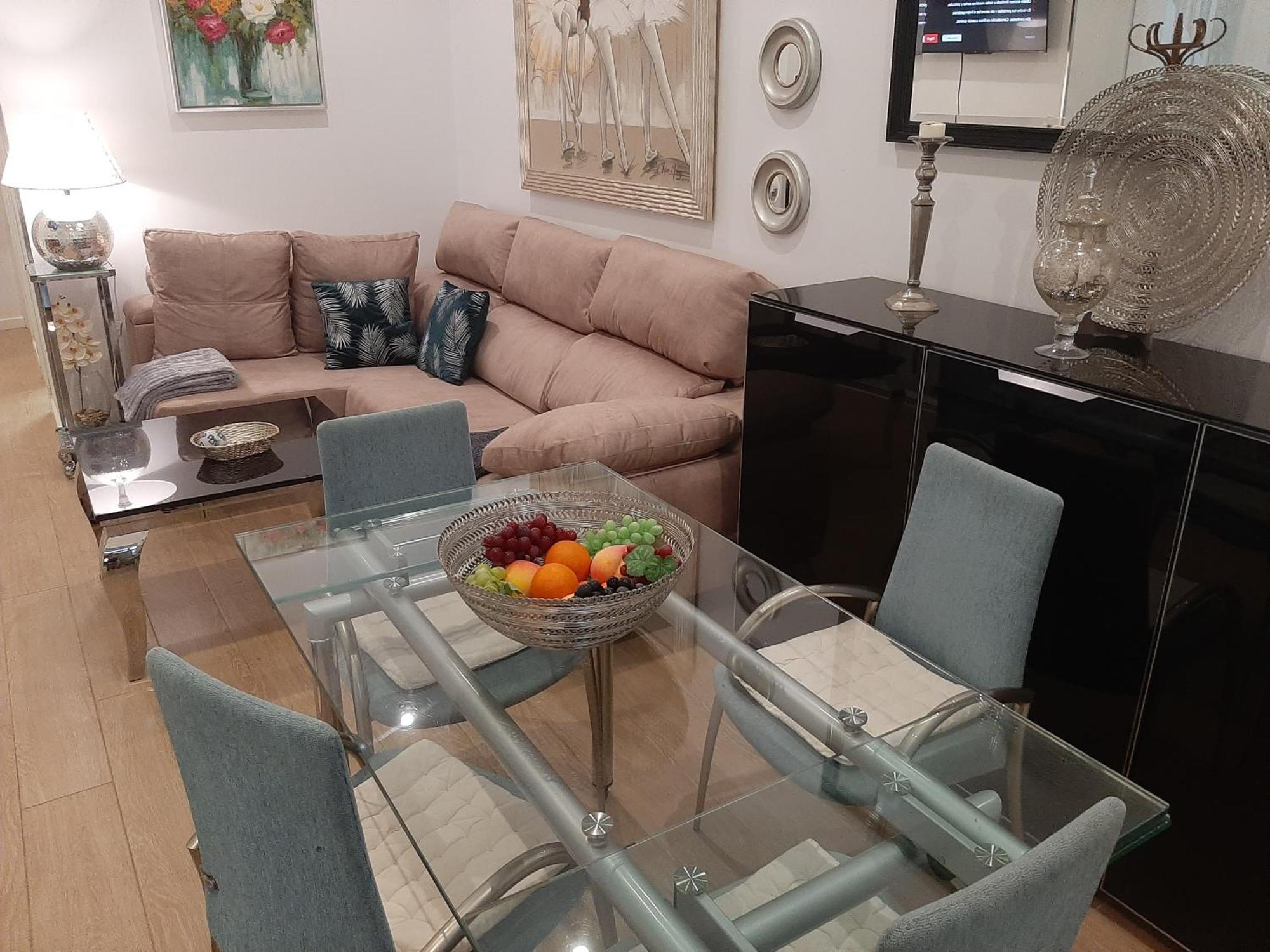 Apto Patio Andaluz. Máximo Confort Y Limpieza
