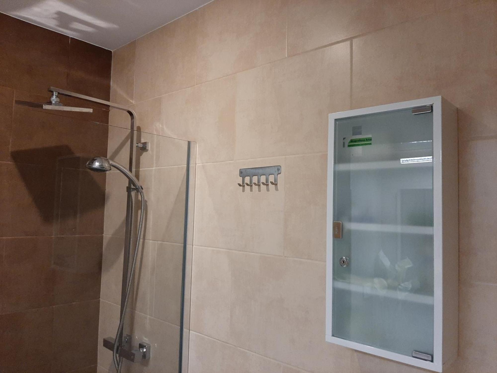 Apto Patio Andaluz. Máximo Confort Y Limpieza Apartamento *
