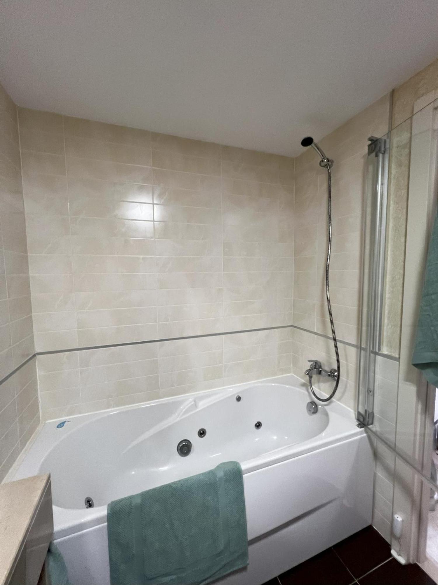 In - Sea & Golf View With Swimming Pool
