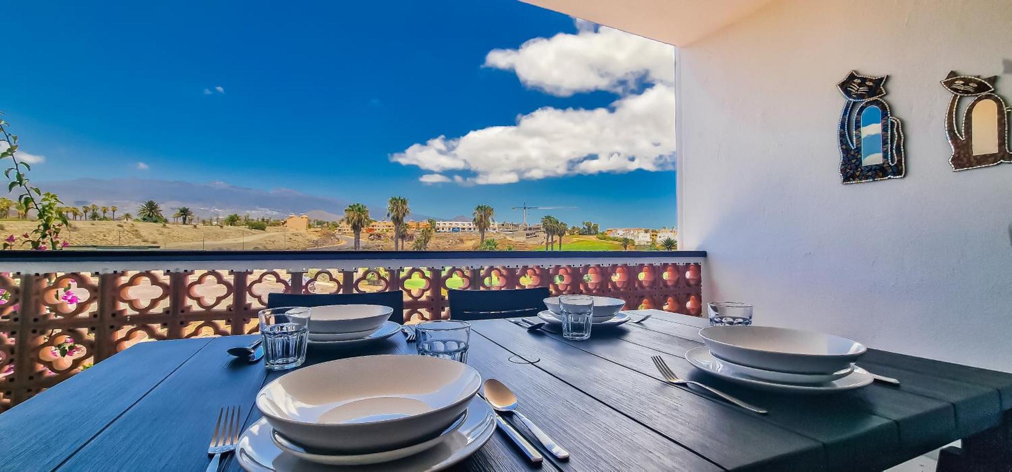 Apartamento Fairways Club - Teide View Oasis - Heated Pool, Family